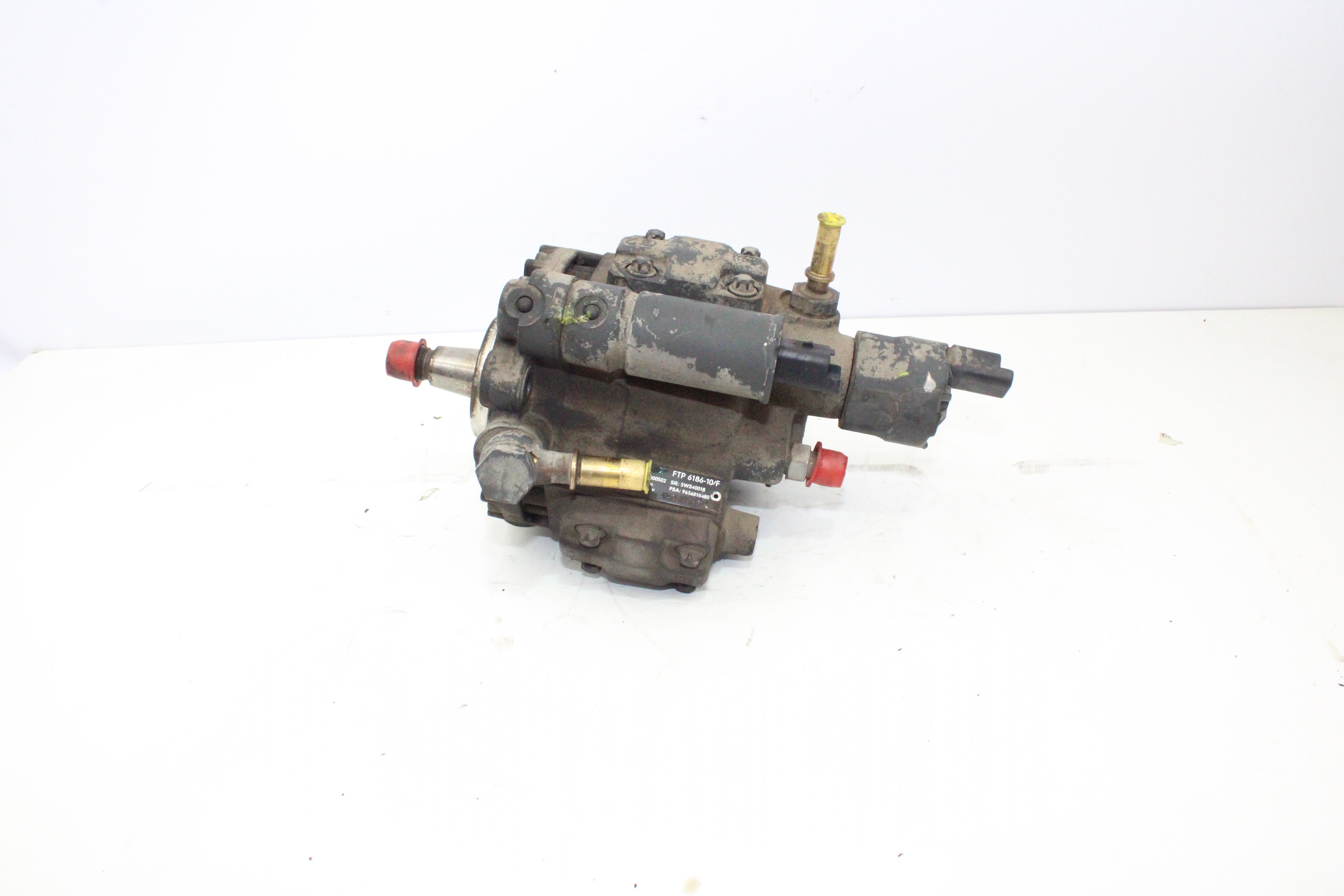 CITROËN Xsara 1 generation (1997-2004) High Pressure Fuel Pump A2C20000502 19361822