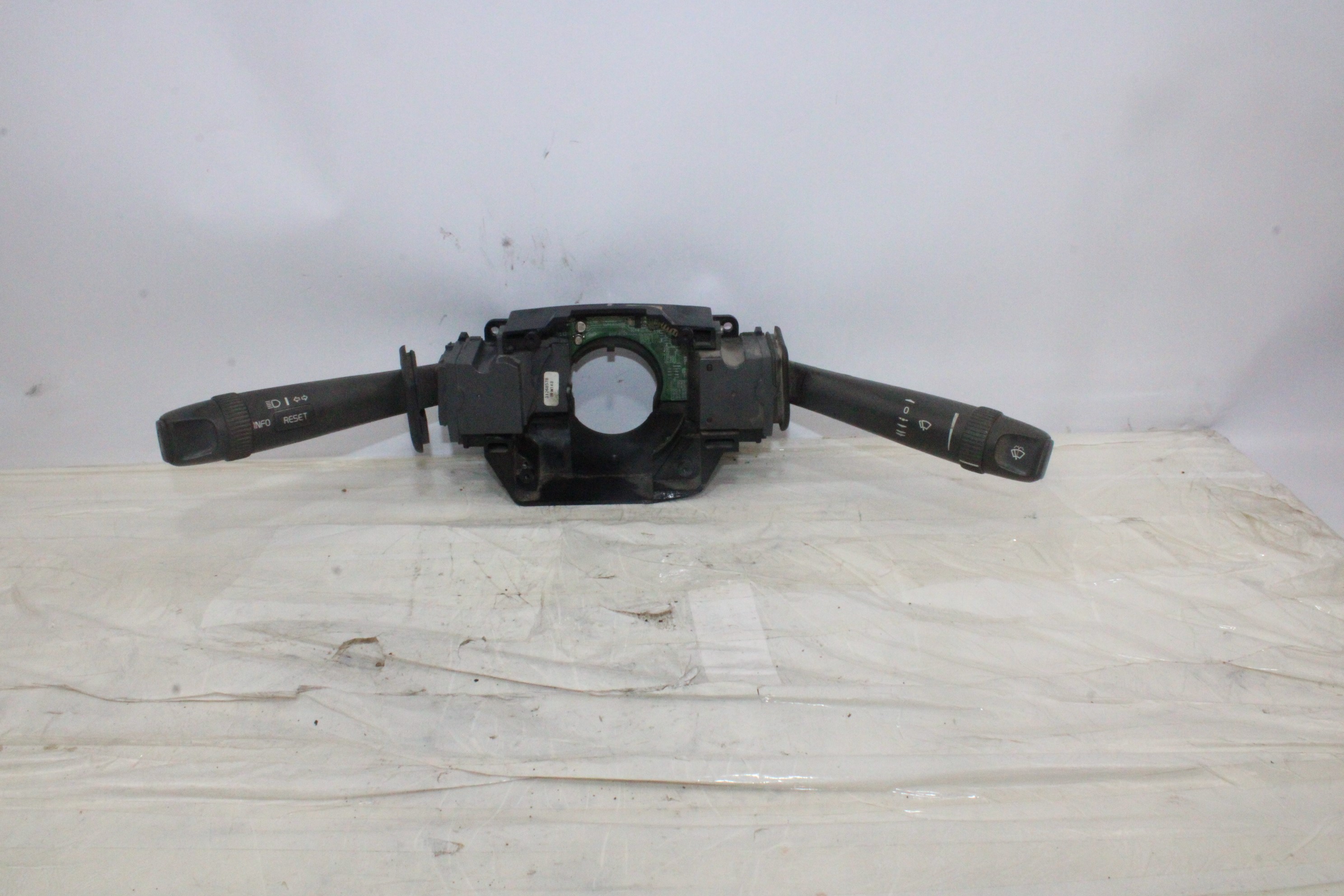 VOLVO S60 1 generation (2000-2009) Commutateurs 8691548 23768424