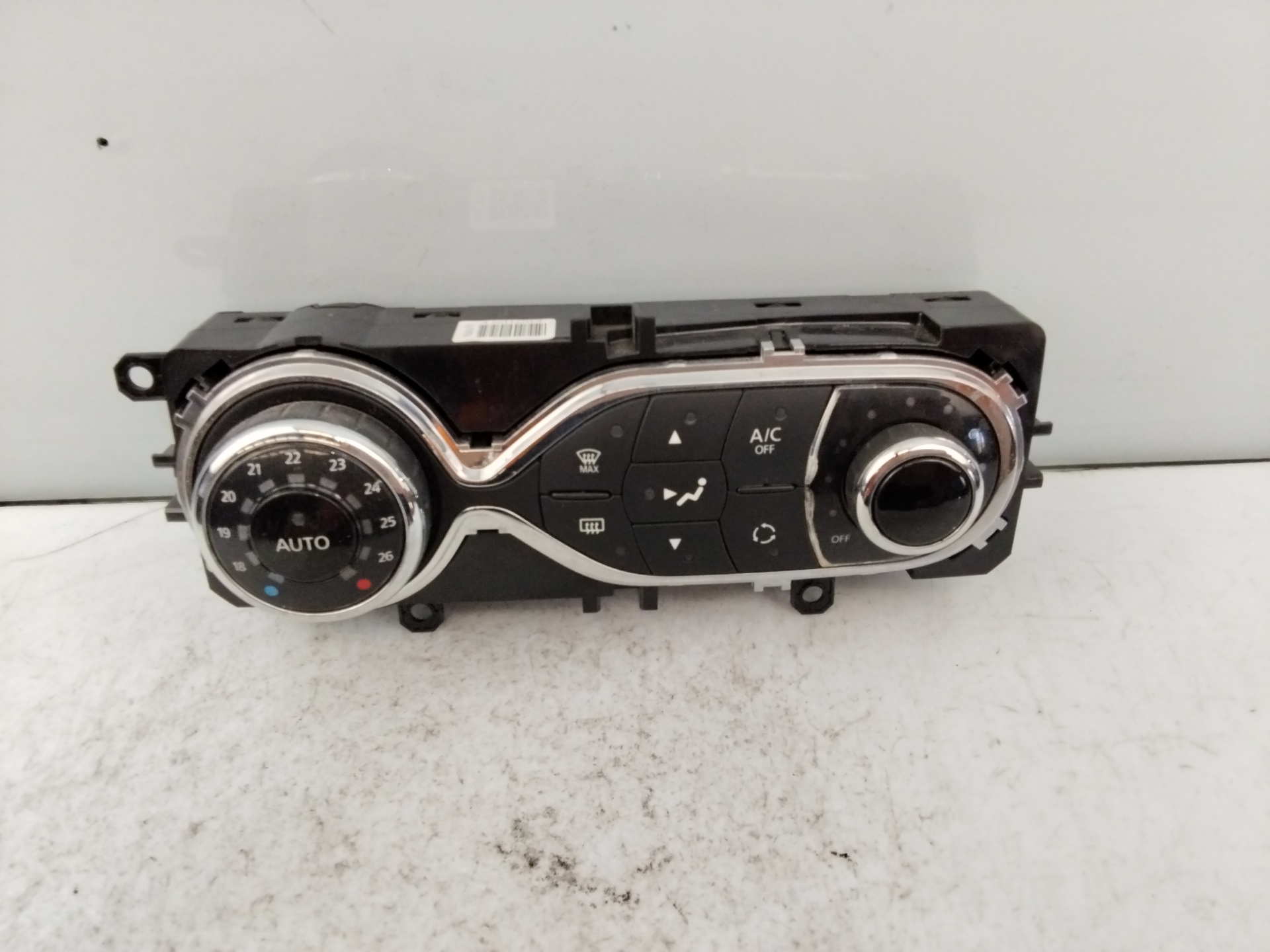 RENAULT Captur 1 generation (2013-2019) Climate  Control Unit 275100037R 25355397