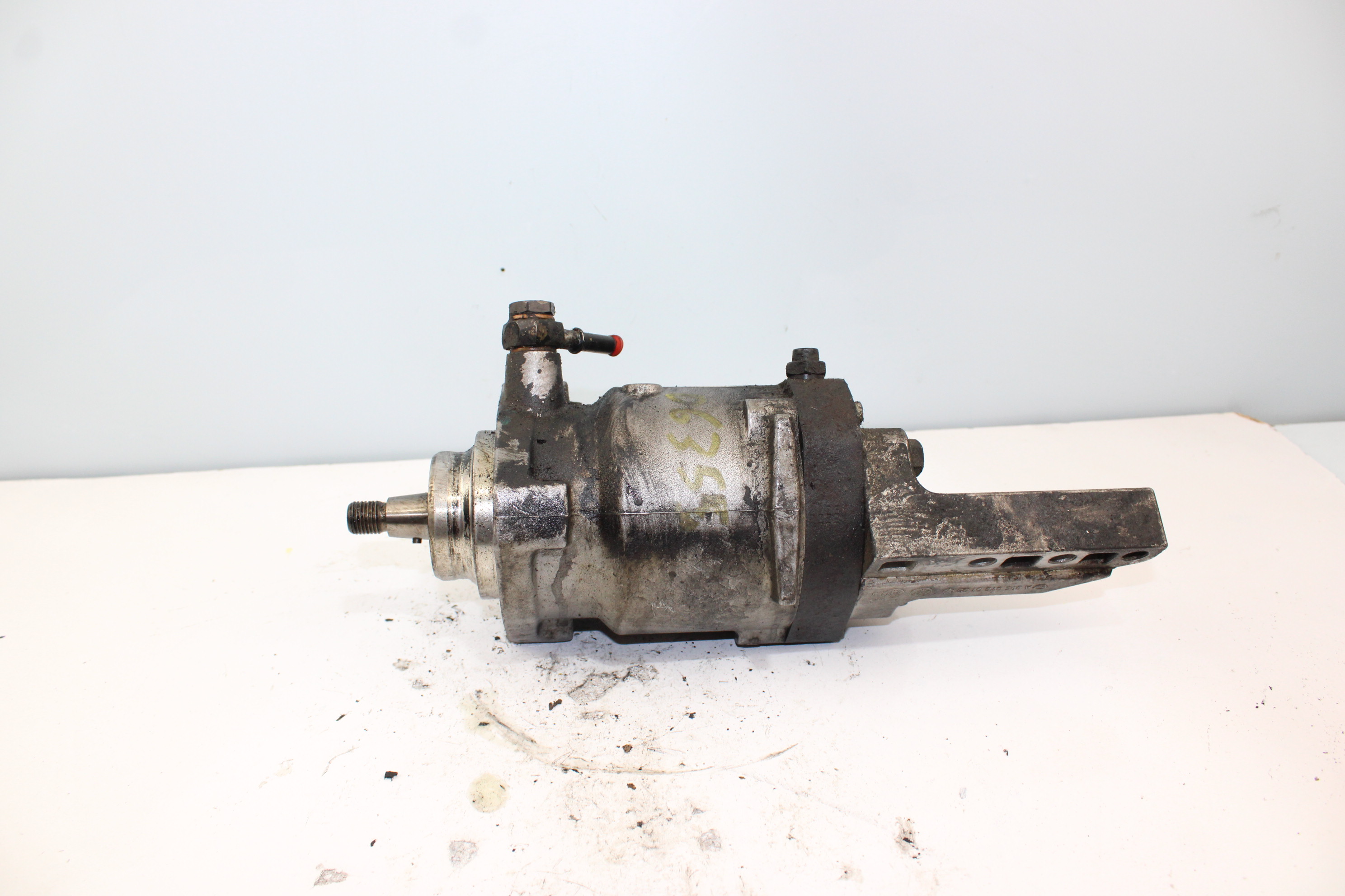 SSANGYONG Actyon 1 generation (2005-2012) High Pressure Fuel Pump 9303104B 25280029