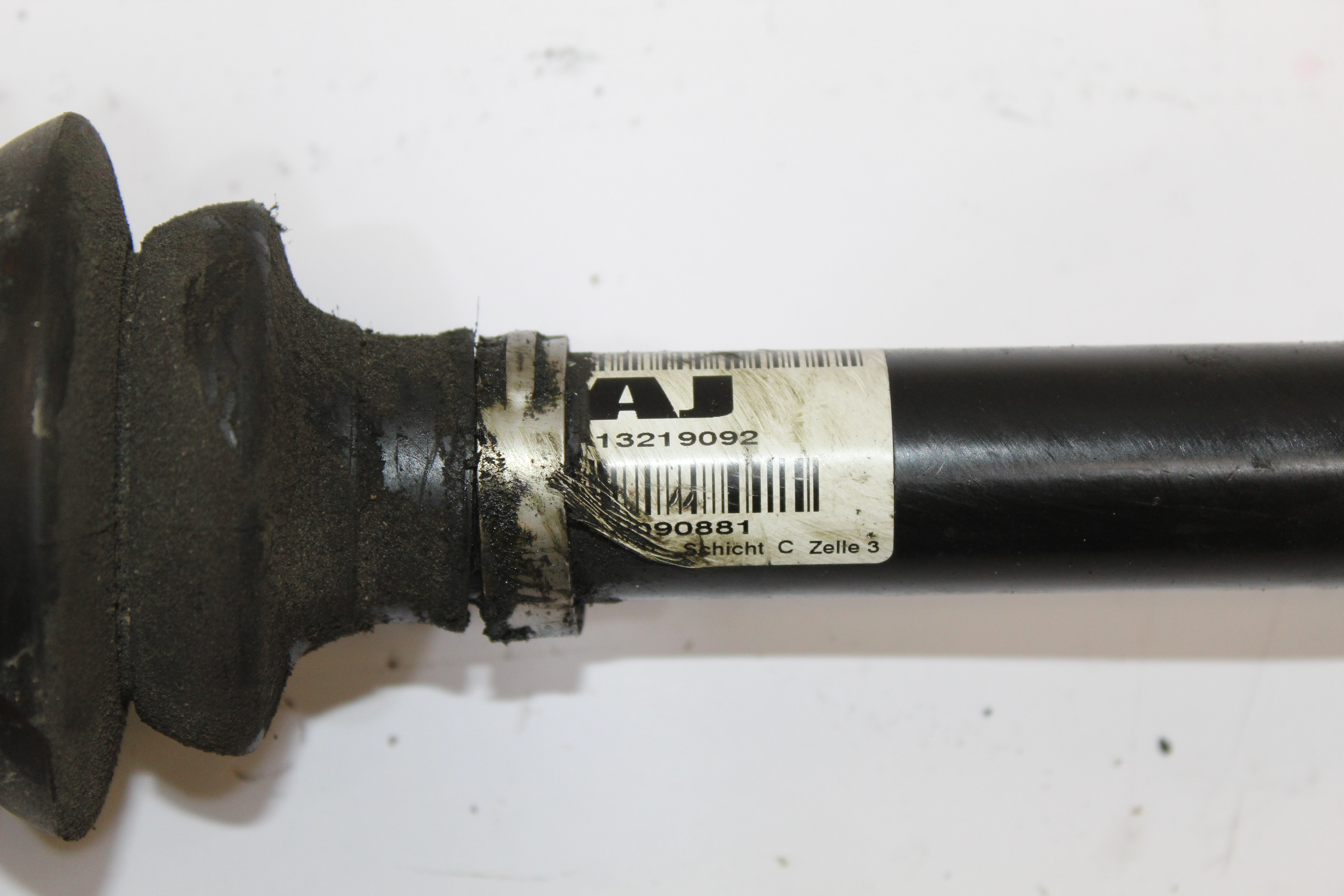 OPEL Insignia A (2008-2016) Front Right Driveshaft 13219092 23712645