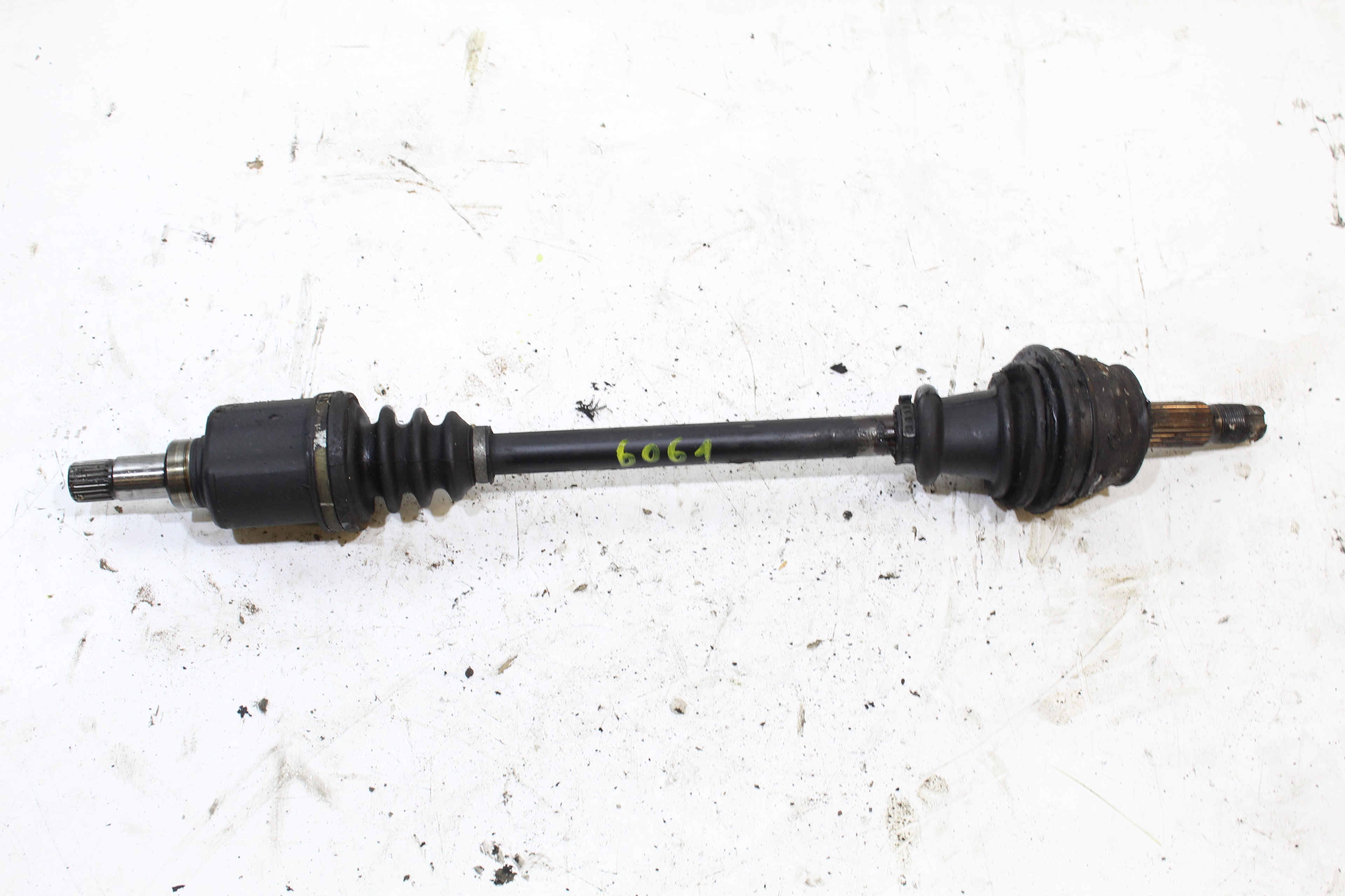 PEUGEOT Bipper 1 generation (2008-2020) Front Left Driveshaft NOTIENEREF 25185953