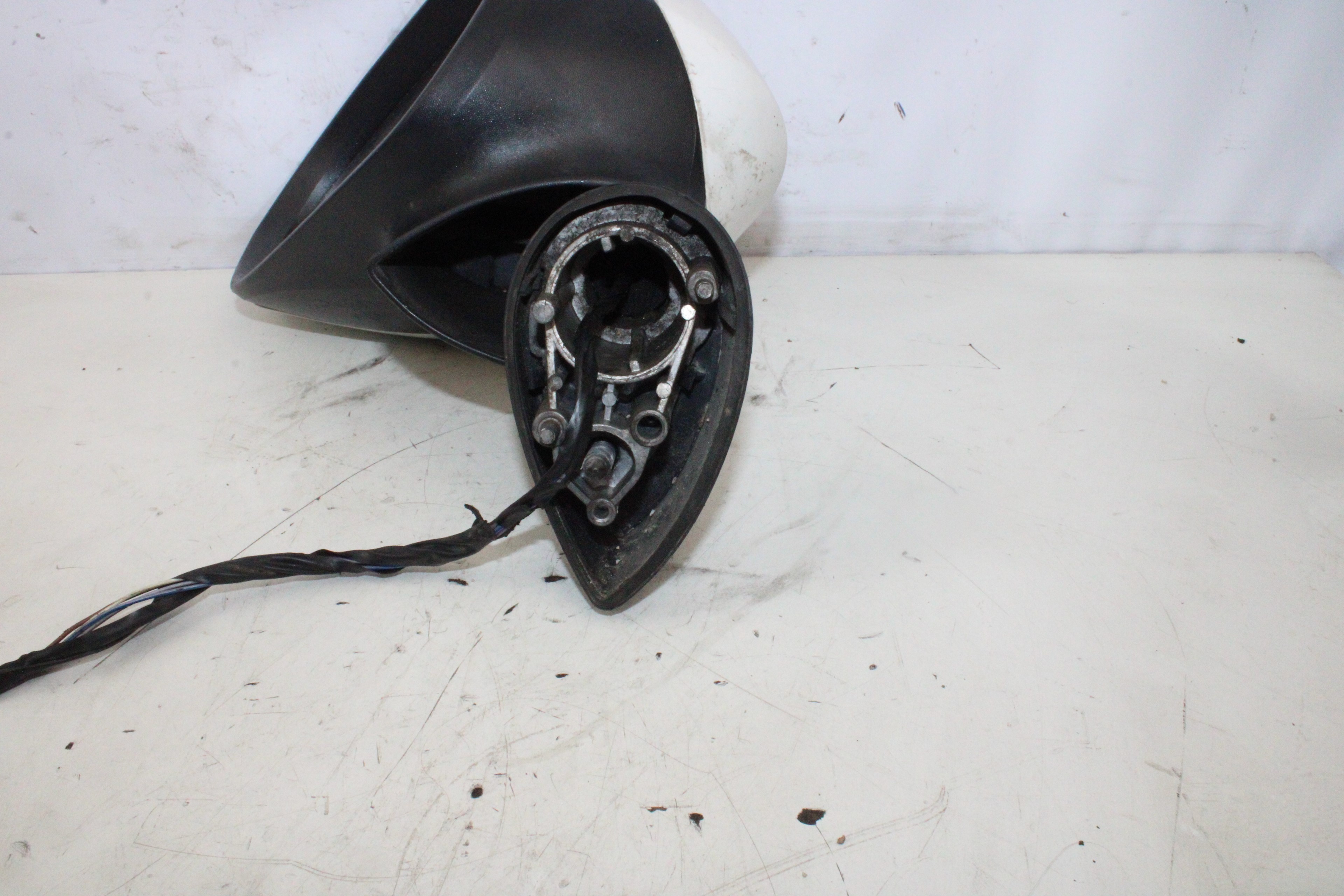 SEAT Leon 2 generation (2005-2012) Left Side Wing Mirror 034456 19372304