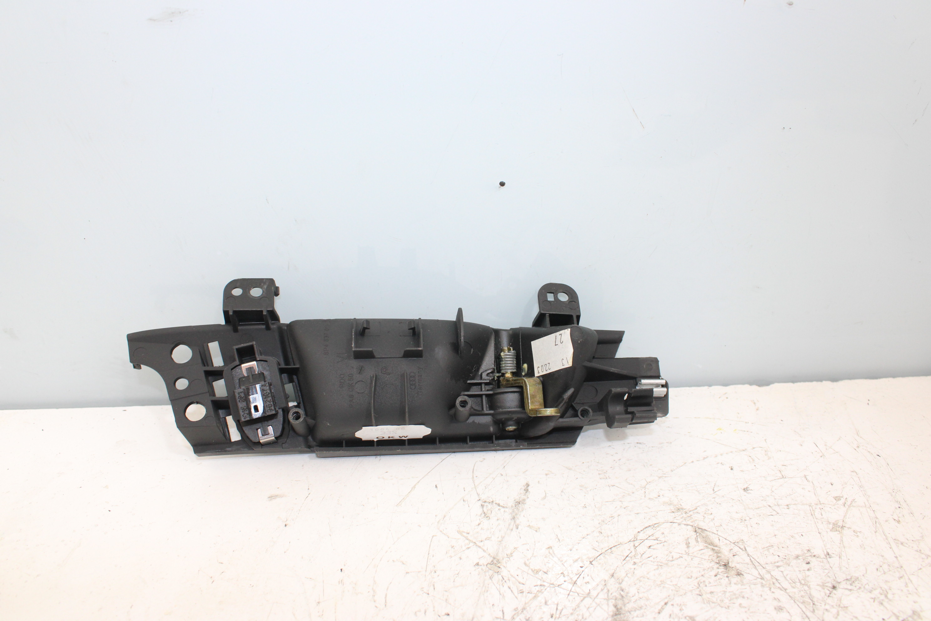 AUDI A3 8P (2003-2013) Front Left Door Interior Handle Frame 8P4837019 25307940