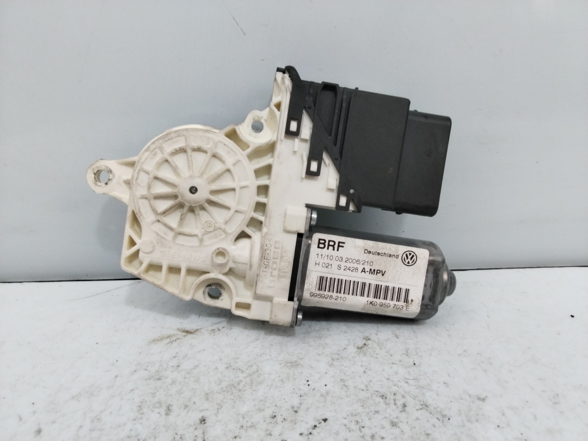 VOLKSWAGEN Touran 1 generation (2003-2015) Rear Left Door Window Control Motor 1K0959703E 26031537