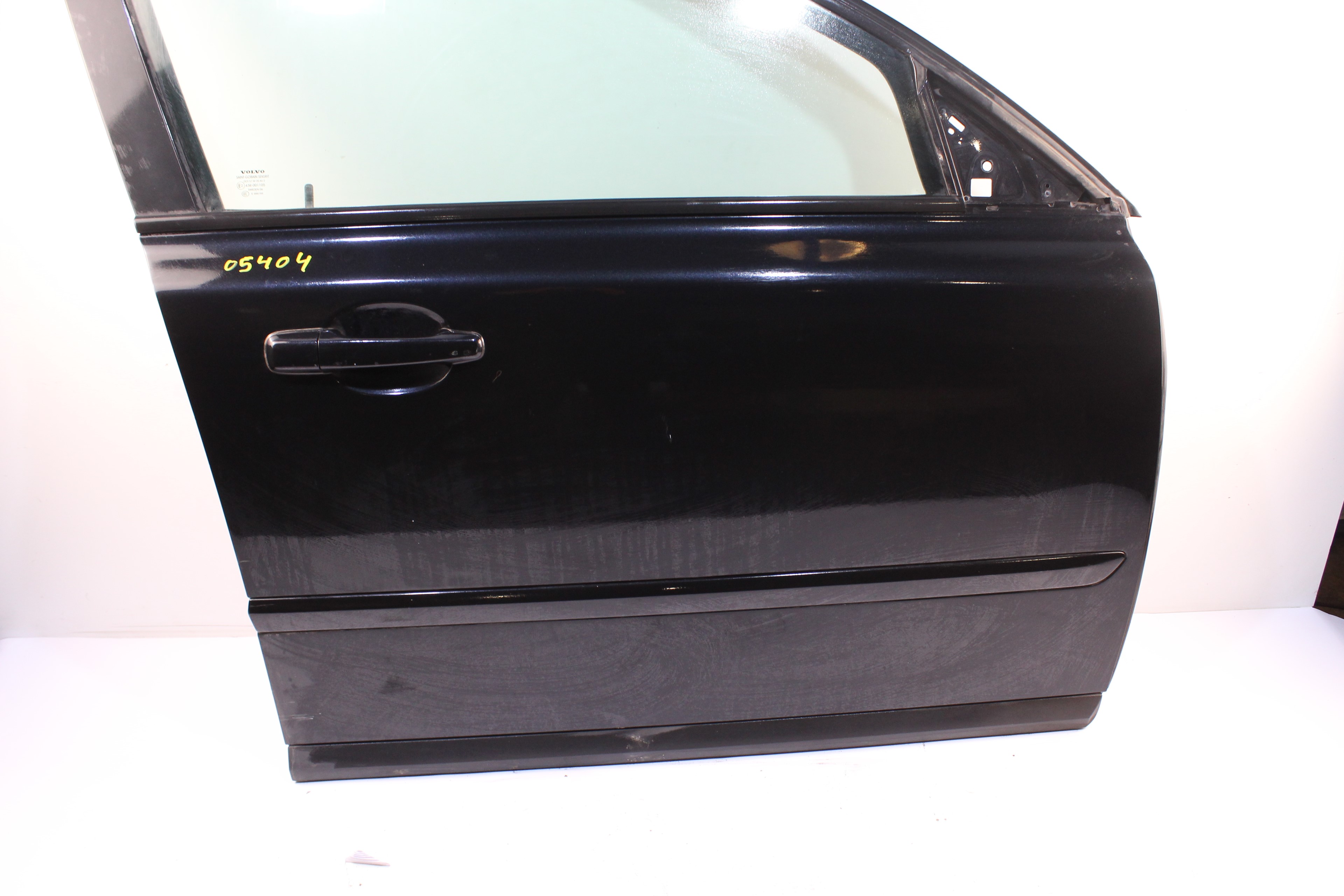 VOLVO S40 2 generation (2004-2012) Front Right Door NOTIENEREFEENCIA 23768264