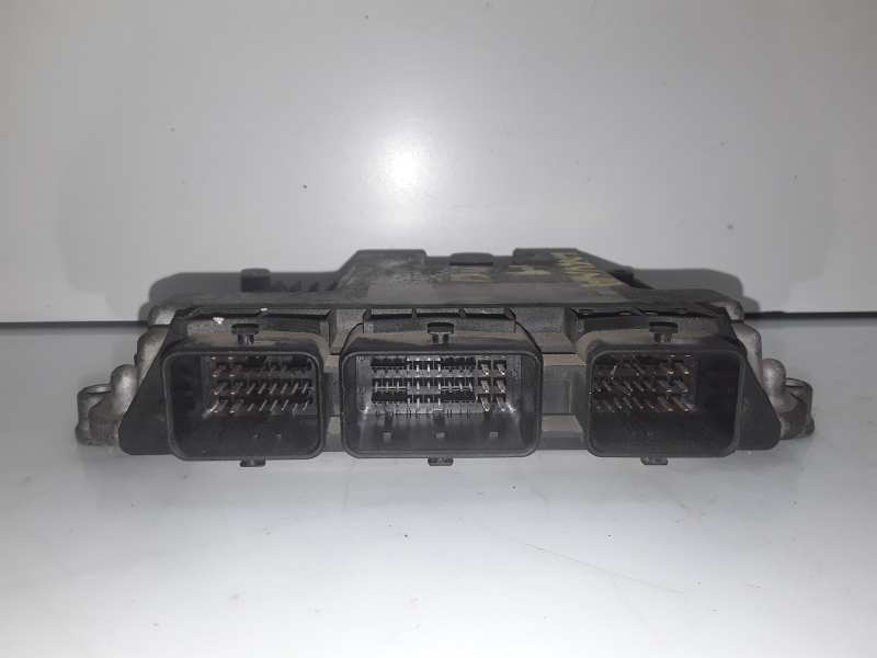 RENAULT Laguna 2 generation (2001-2007) Engine Control Unit ECU 8200311539,0281011148 19069870