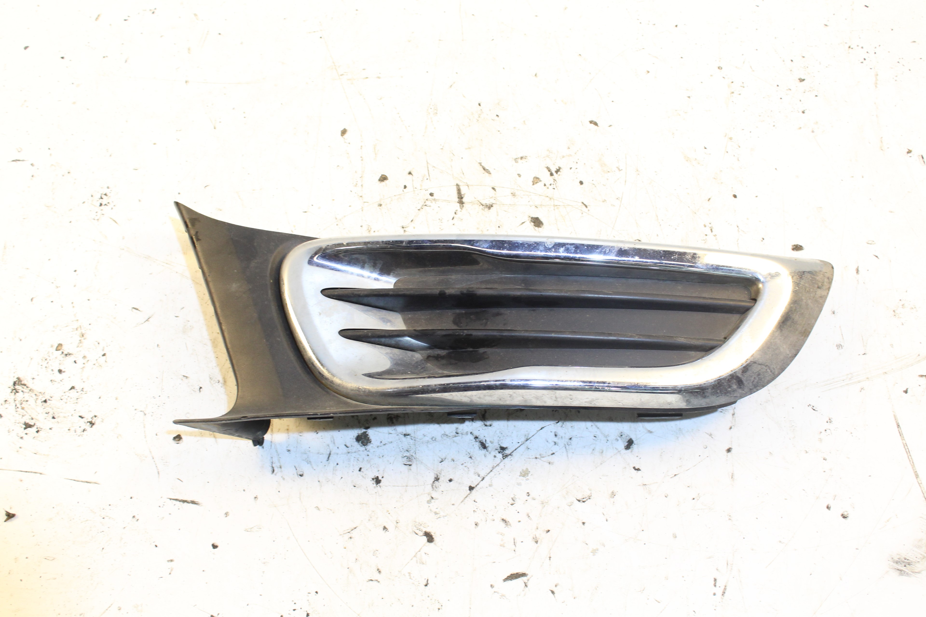 CITROËN C3 Picasso 1 generation (2008-2016) Front Right Grill 99831L 24059605