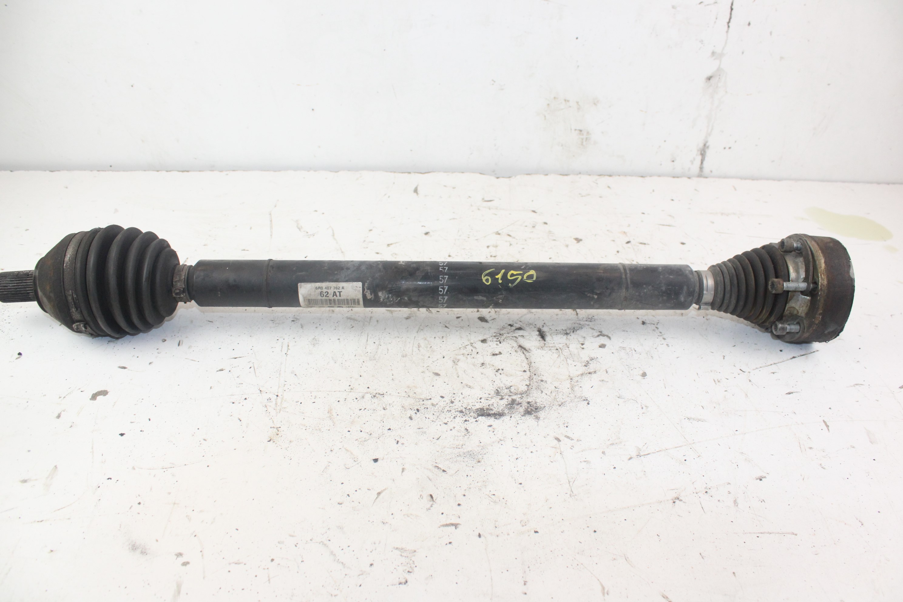 AUDI A1 8X (2010-2020) Front Right Driveshaft 6R0407762A 25187211