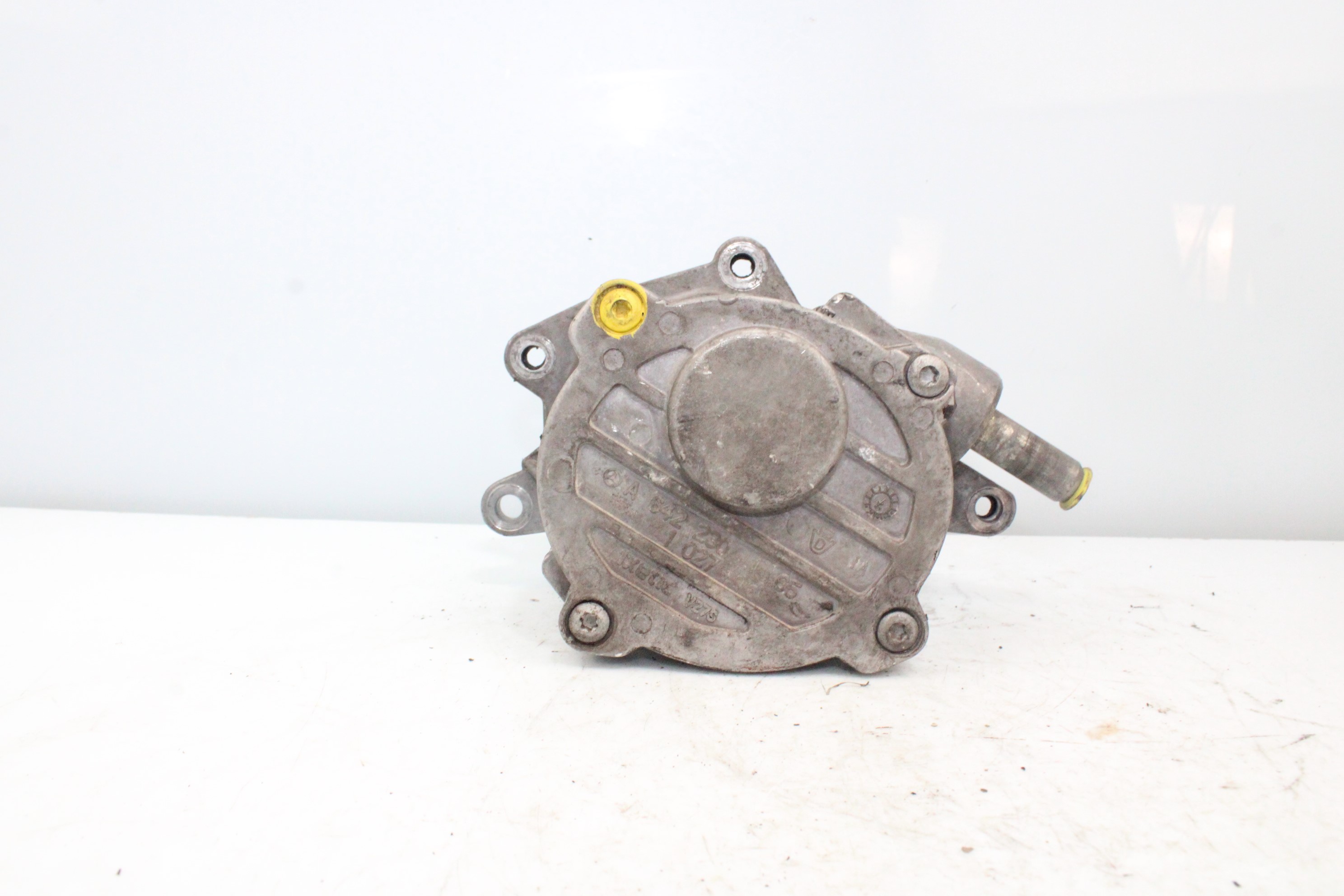 MERCEDES-BENZ R-Class W251 (2005-2017) Vakuumpump A642230 25177464