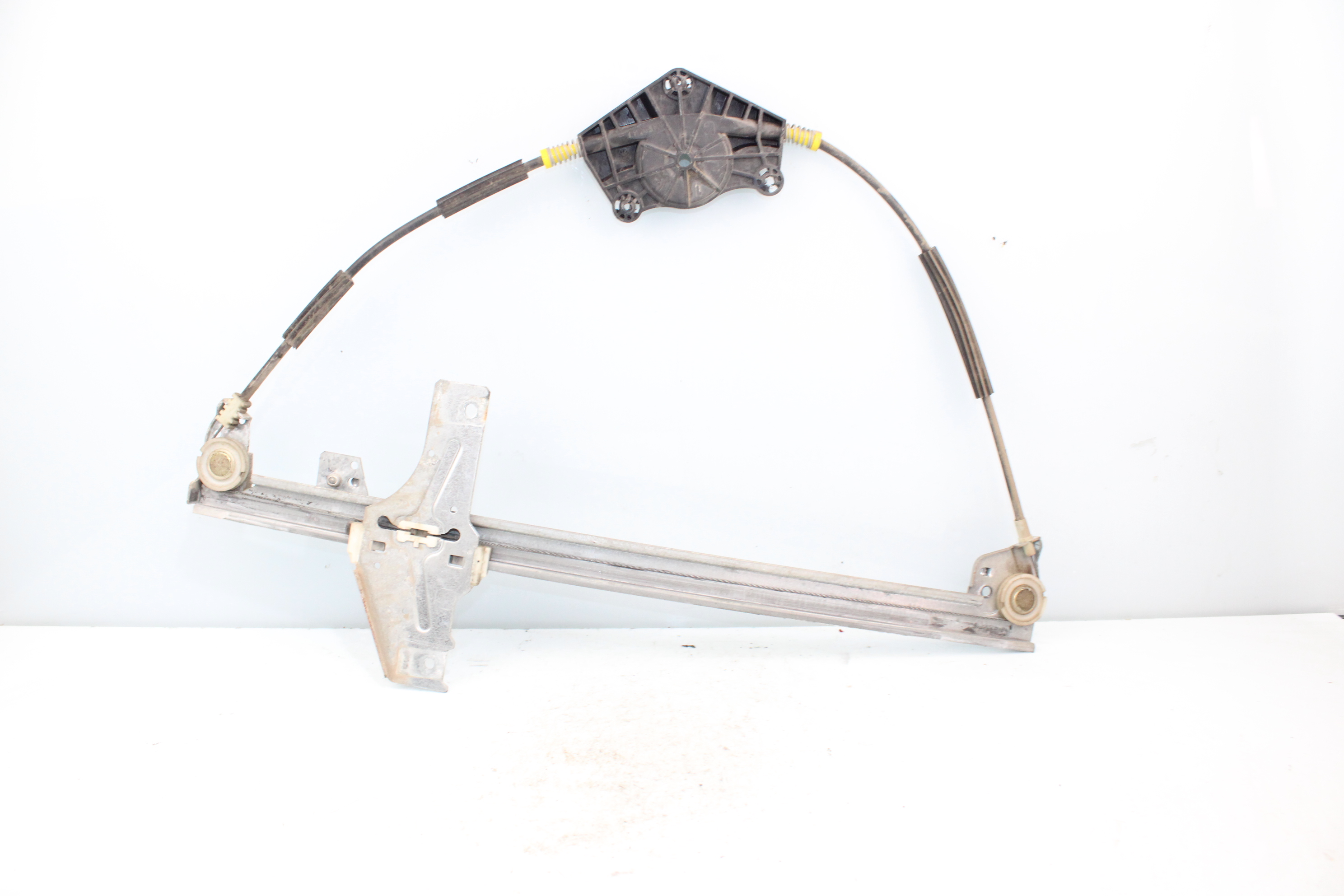 PEUGEOT 307 1 generation (2001-2008) Front Left Door Window Regulator 9634456980 23788571