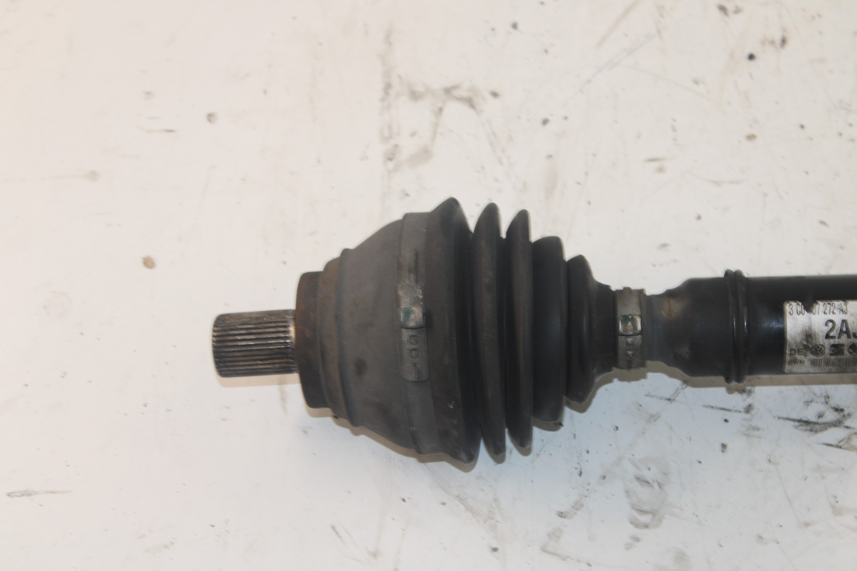 VOLKSWAGEN Jetta 5 generation (2005-2011) Front Right Driveshaft NOTIENEREFERENCIA 25188701