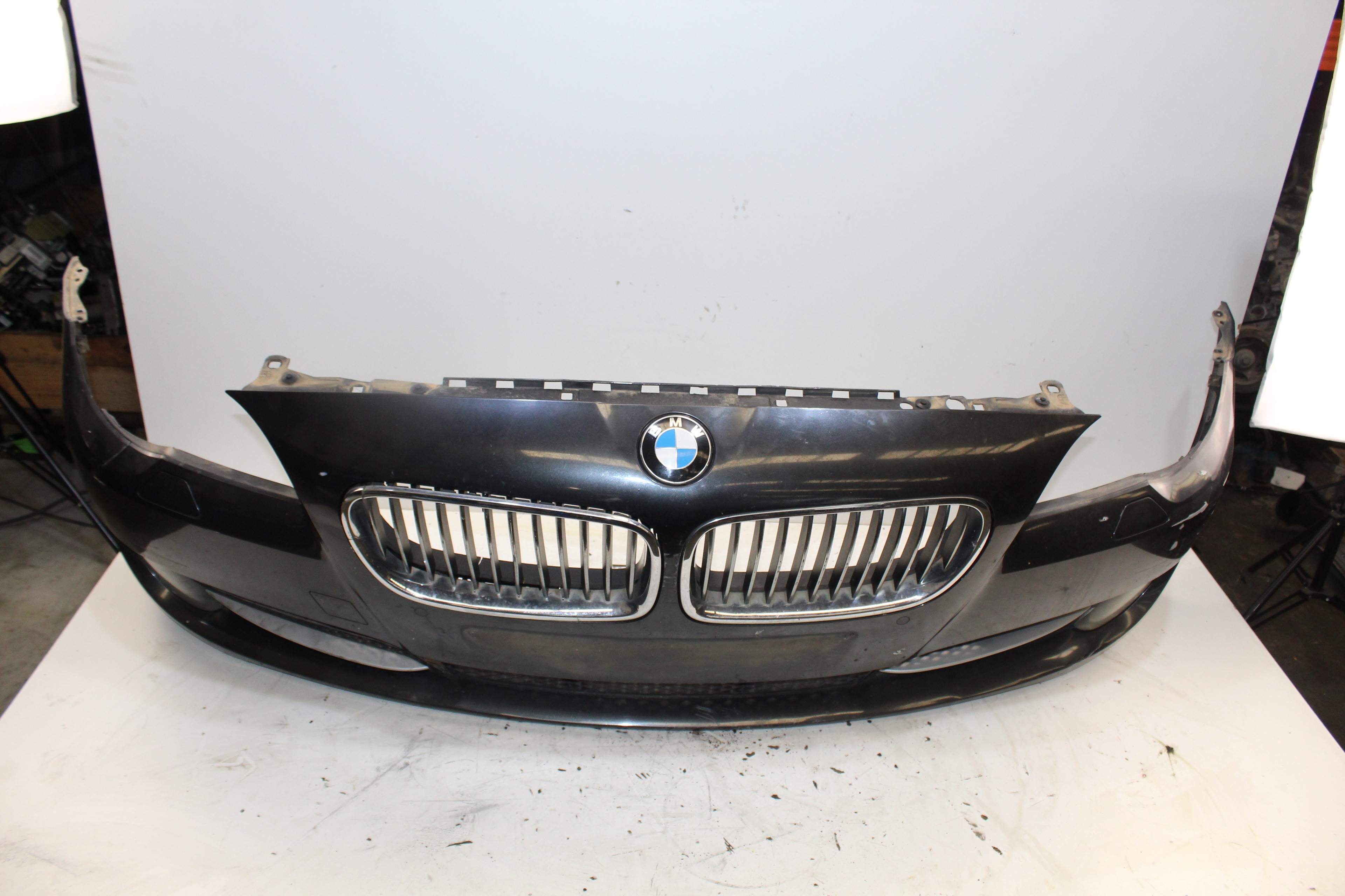 BMW 5 Series F10/F11 (2009-2017) Передній бампер 732091920 23761940