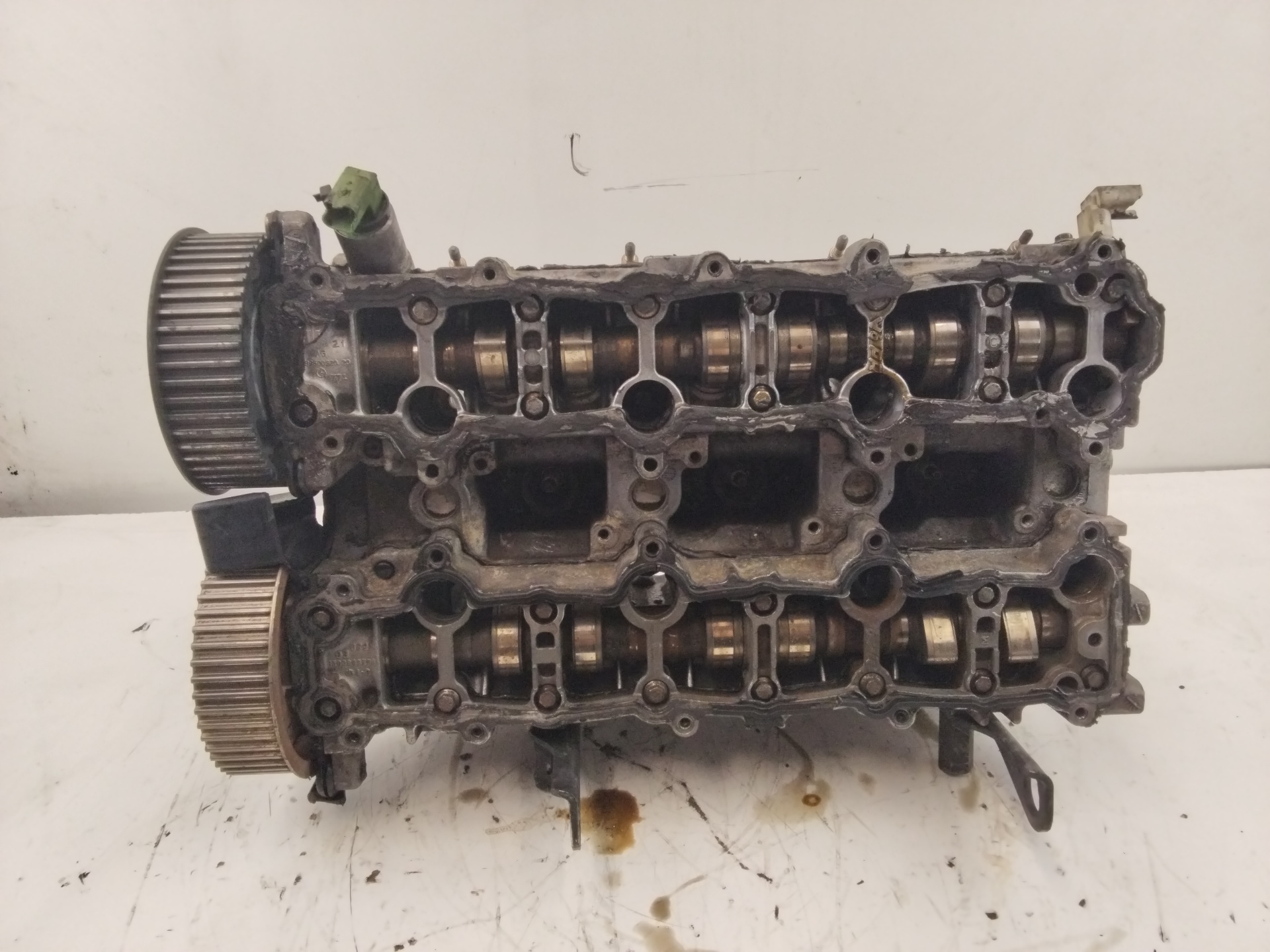 PEUGEOT 407 1 generation (2004-2010) Chiulasă motor 9646721710 25187631