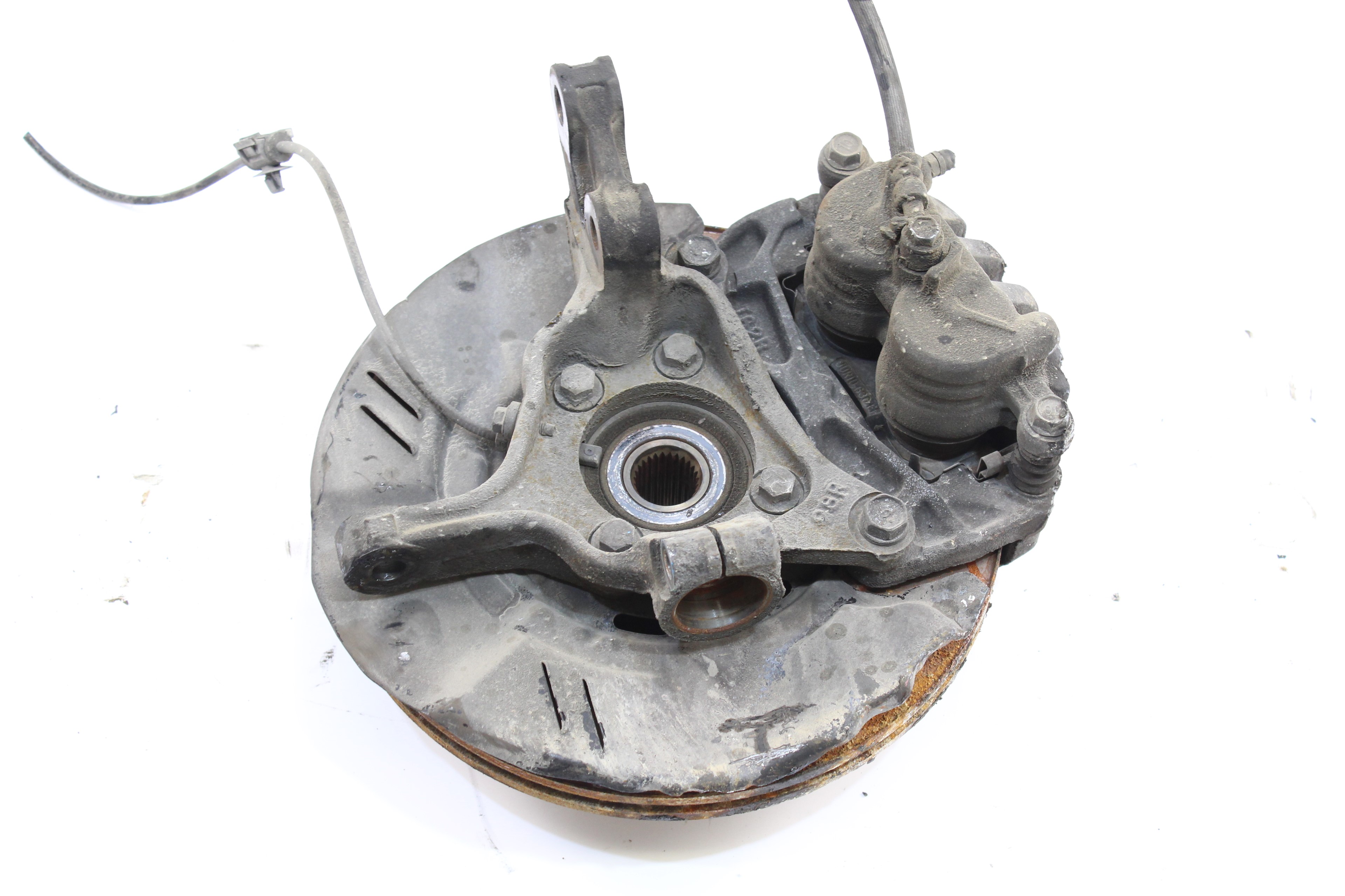 SUBARU Outback 3 generation (2003-2009) Front Left Wheel Hub SINREF 23767289