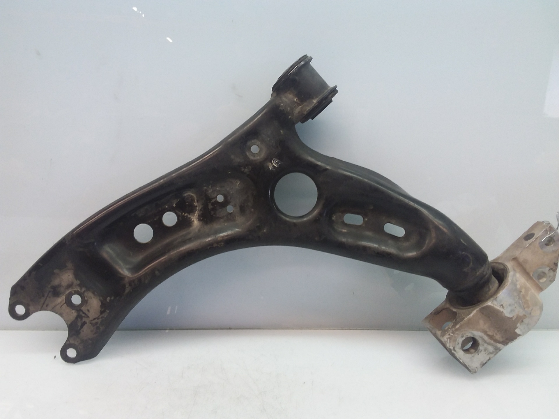 SEAT Leon 2 generation (2005-2012) Braț de control inferior stânga față 1K0199231K 19266170