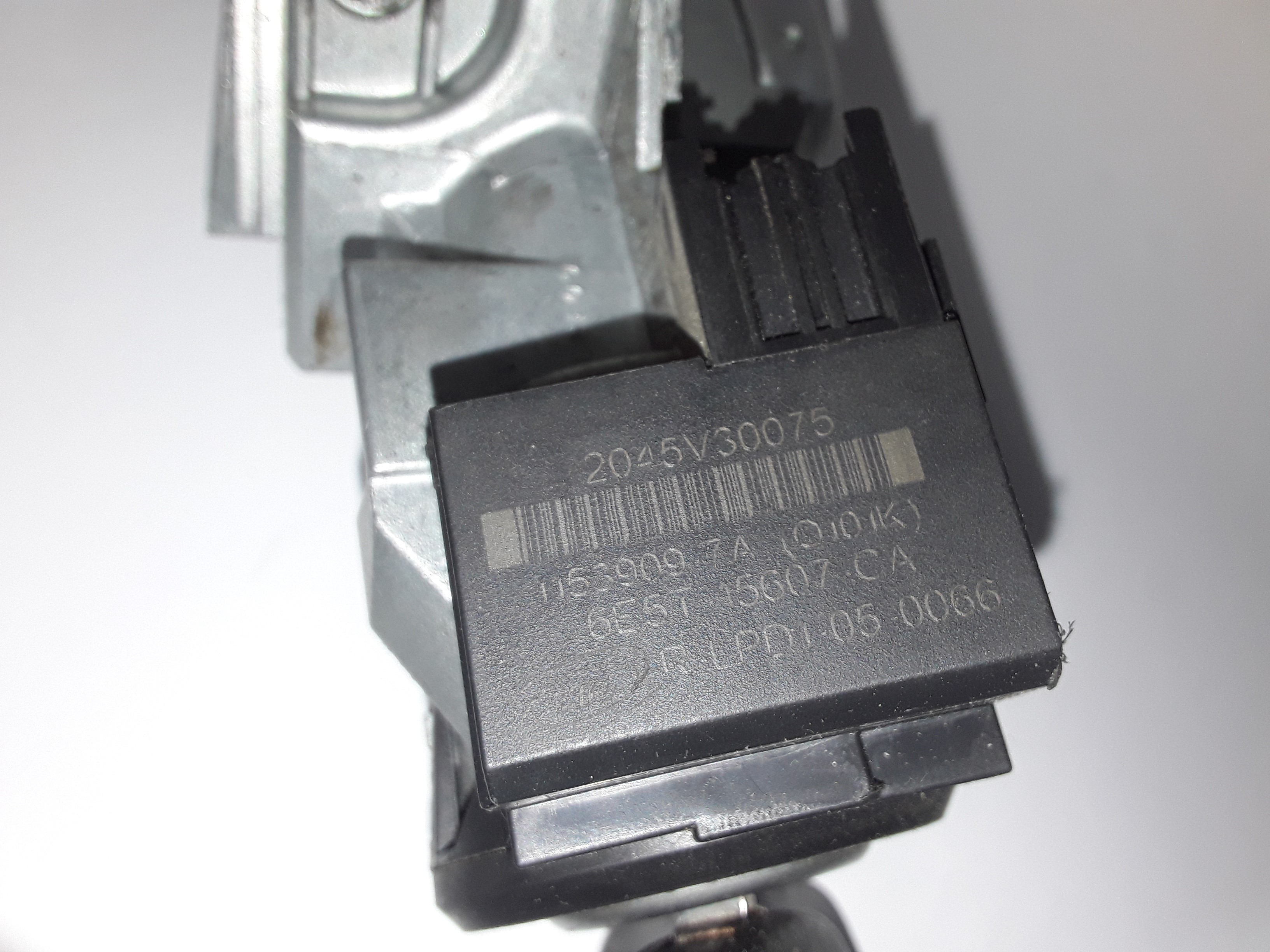 FORD Focus 3 generation (2011-2020) Ignition Lock 6E5T15607CA 19306913