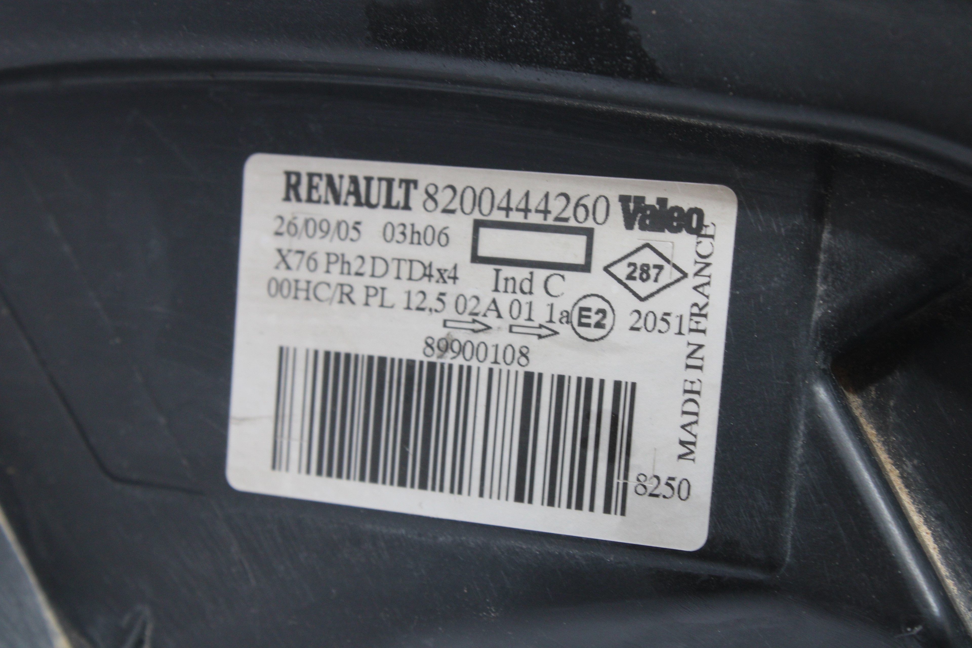 Phare droit 8200444260 de Renault Kangoo 2000-0 - pieza usada