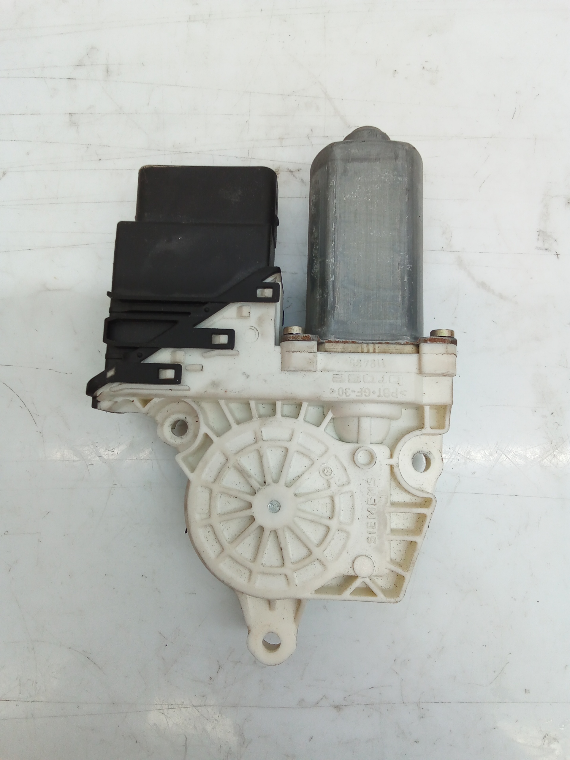 VOLKSWAGEN Touran 1 generation (2003-2015) Rear Left Door Window Control Motor 119435 19212054