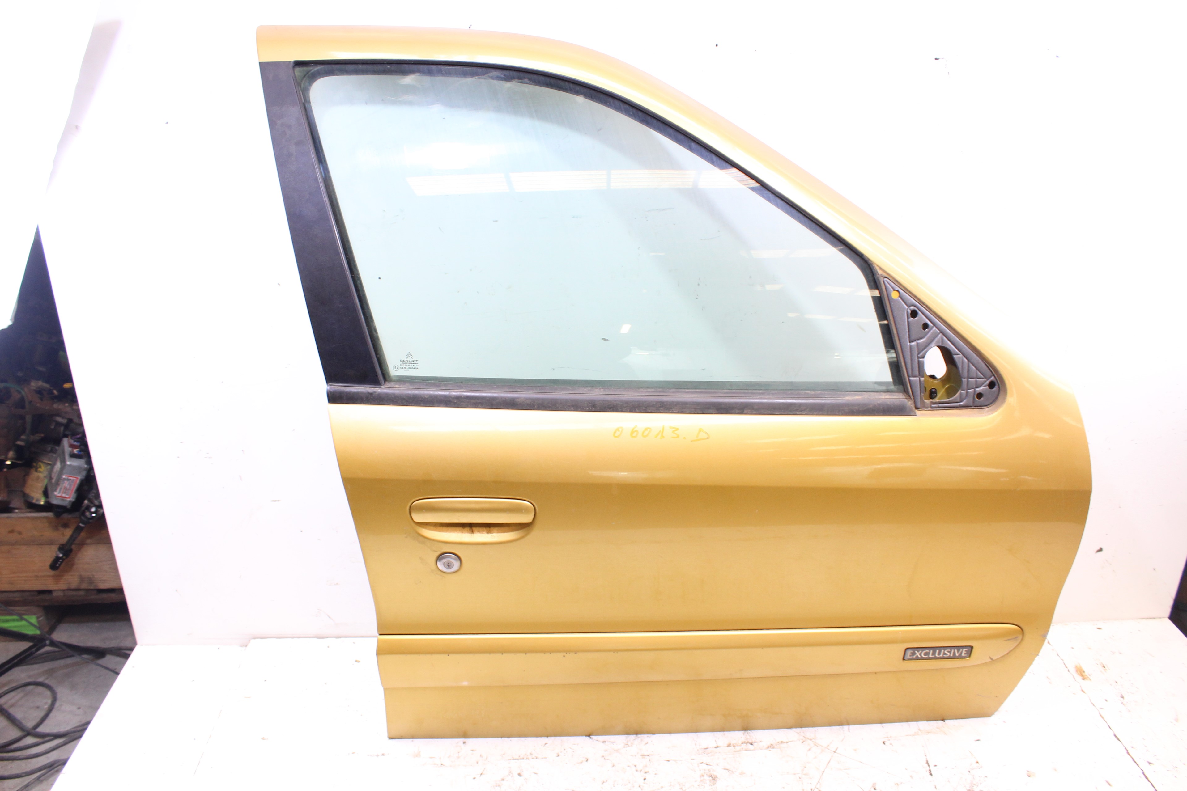 CITROËN Xsara 1 generation (1997-2004) Front Right Door NOTIENEREF 25181624