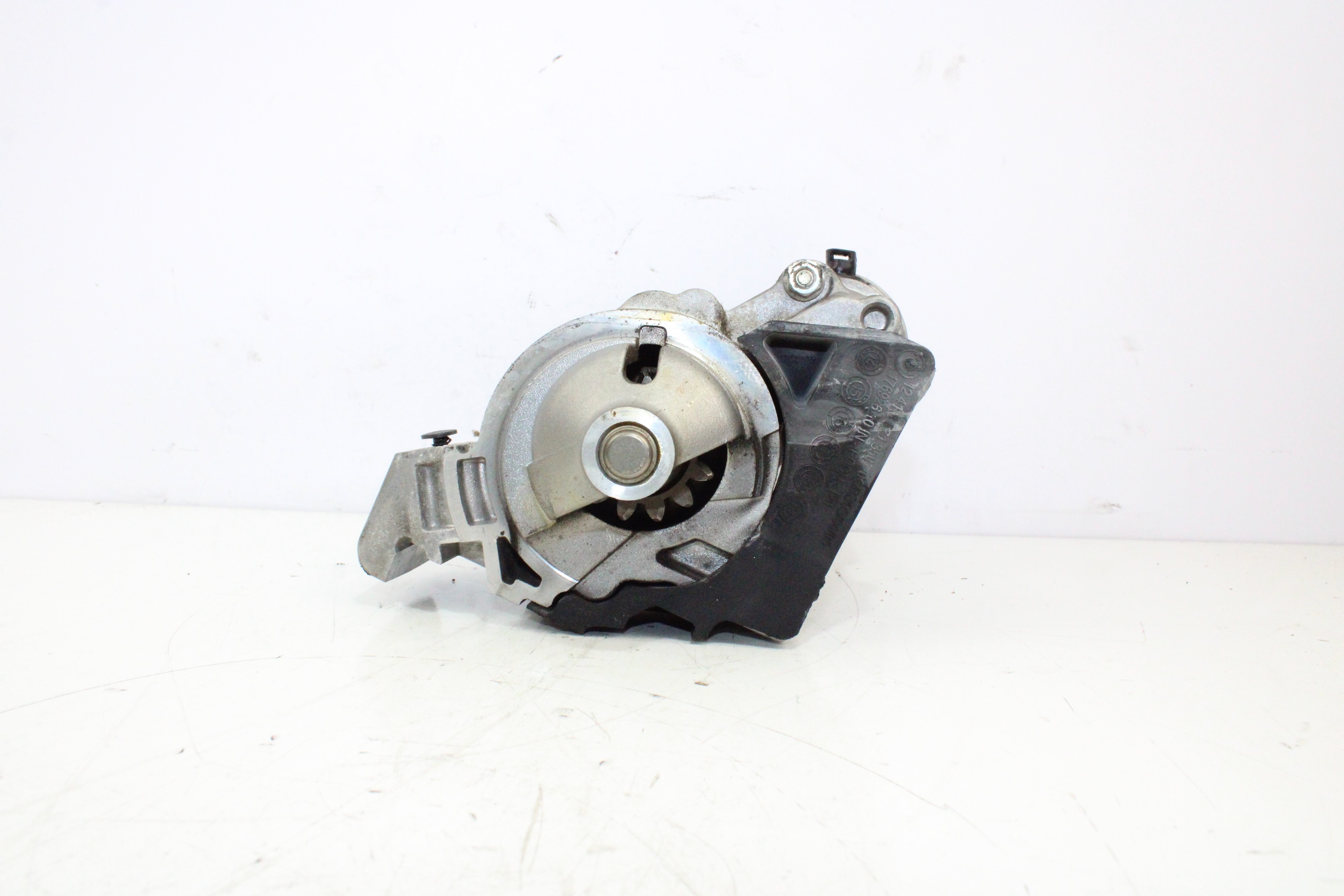 BMW X4 F26 (2014-2018) Startmotor 8570846 19370667