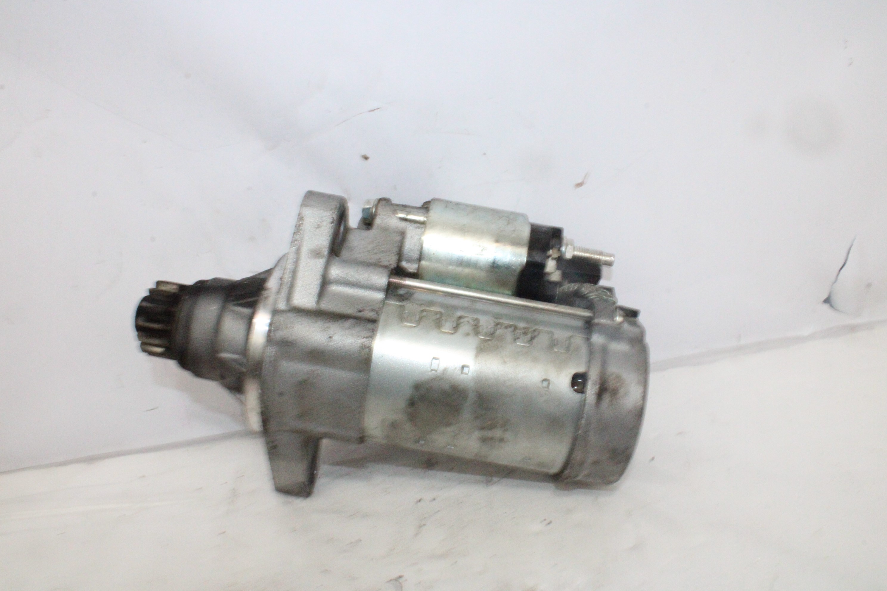 SEAT Alhambra 2 generation (2010-2021) Starter auto 0AM911024A 21073018