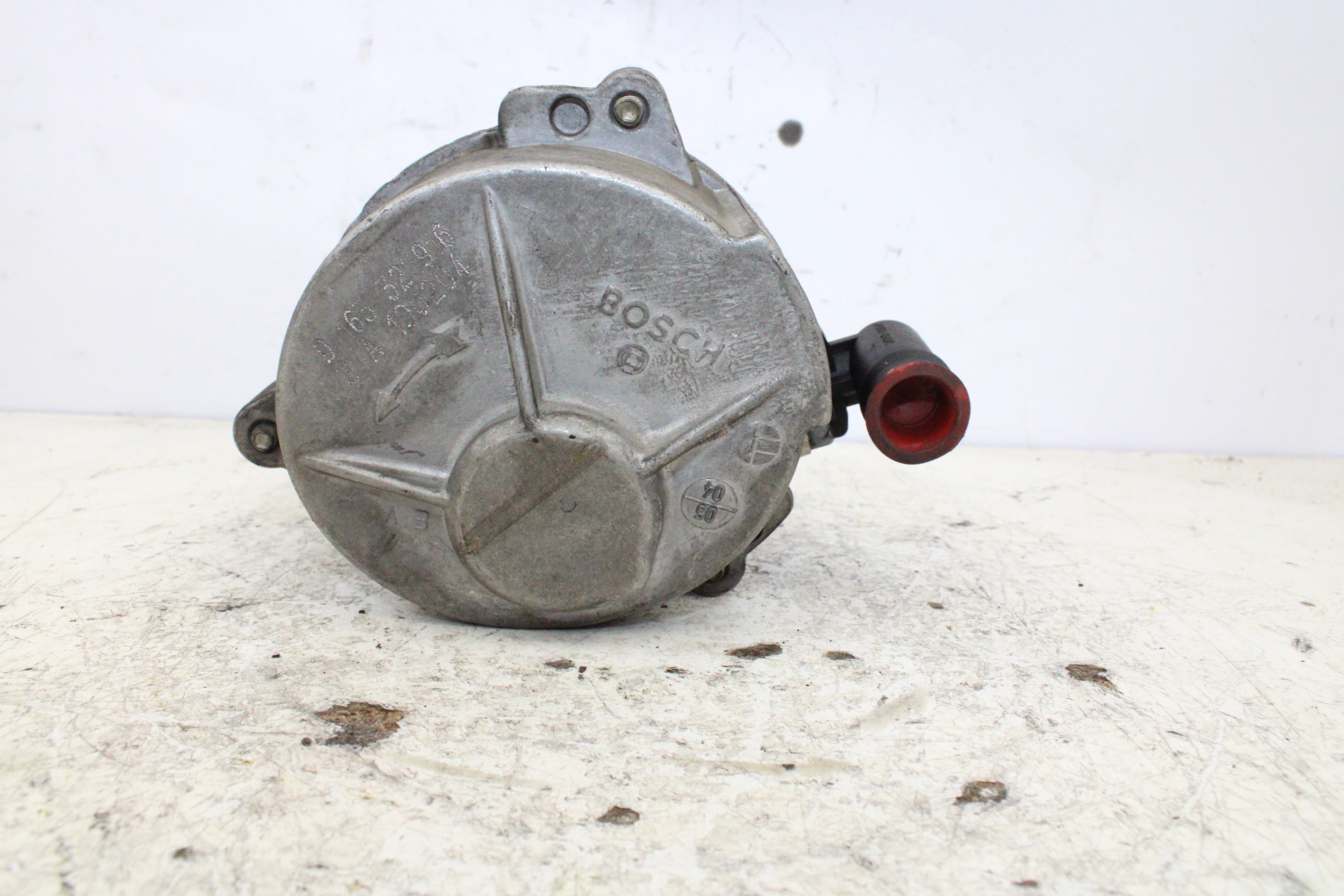 RENAULT Megane 2 generation (2002-2012) Vacuum Pump D163322916 26030690