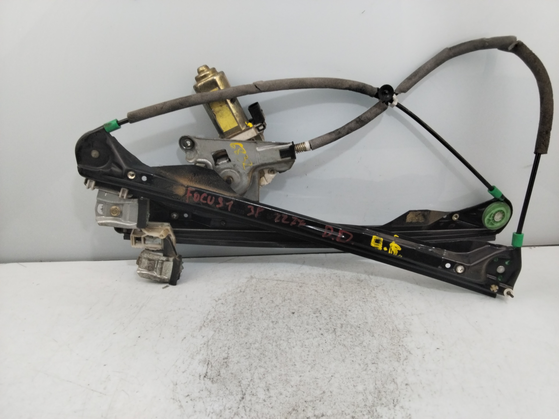 PEUGEOT Boxer 2 generation (1993-2006) Front Right Door Window Regulator XS4123200 25399413