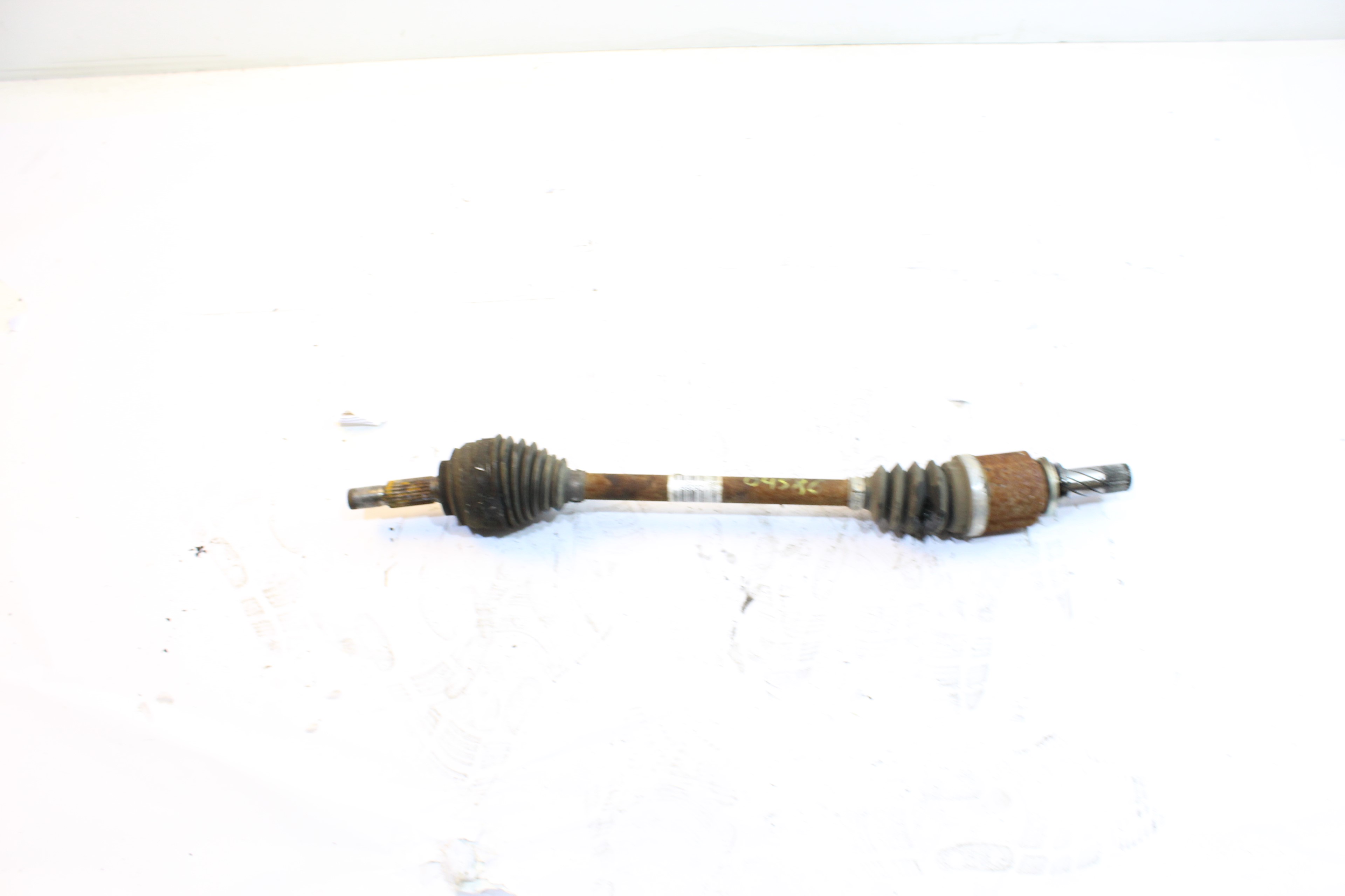 HYUNDAI i30 FD (1 generation) (2007-2012) Front Left Driveshaft 391012636R 23768299