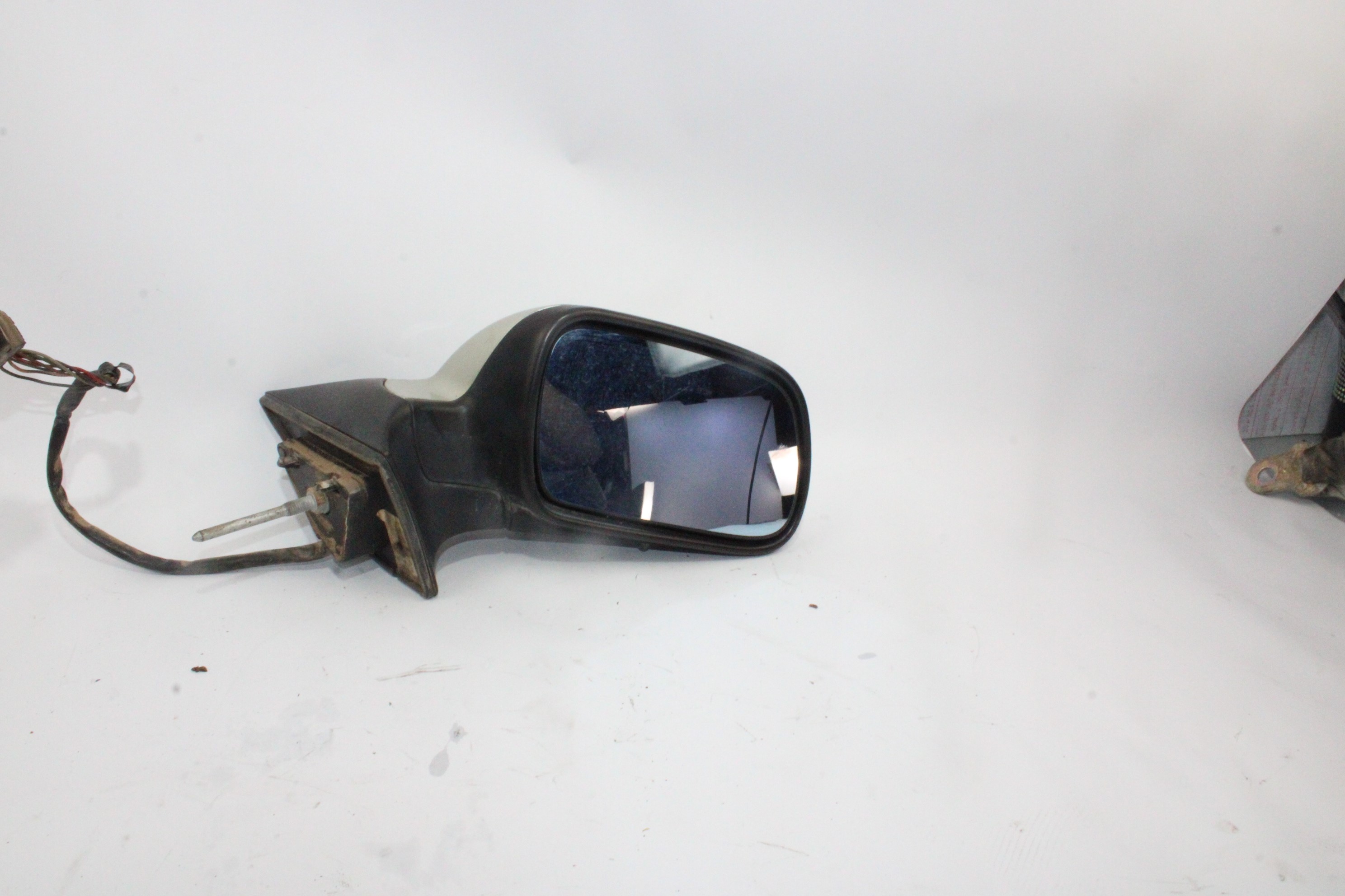 PEUGEOT 407 1 generation (2004-2010) Right Side Wing Mirror E9014145 23767611