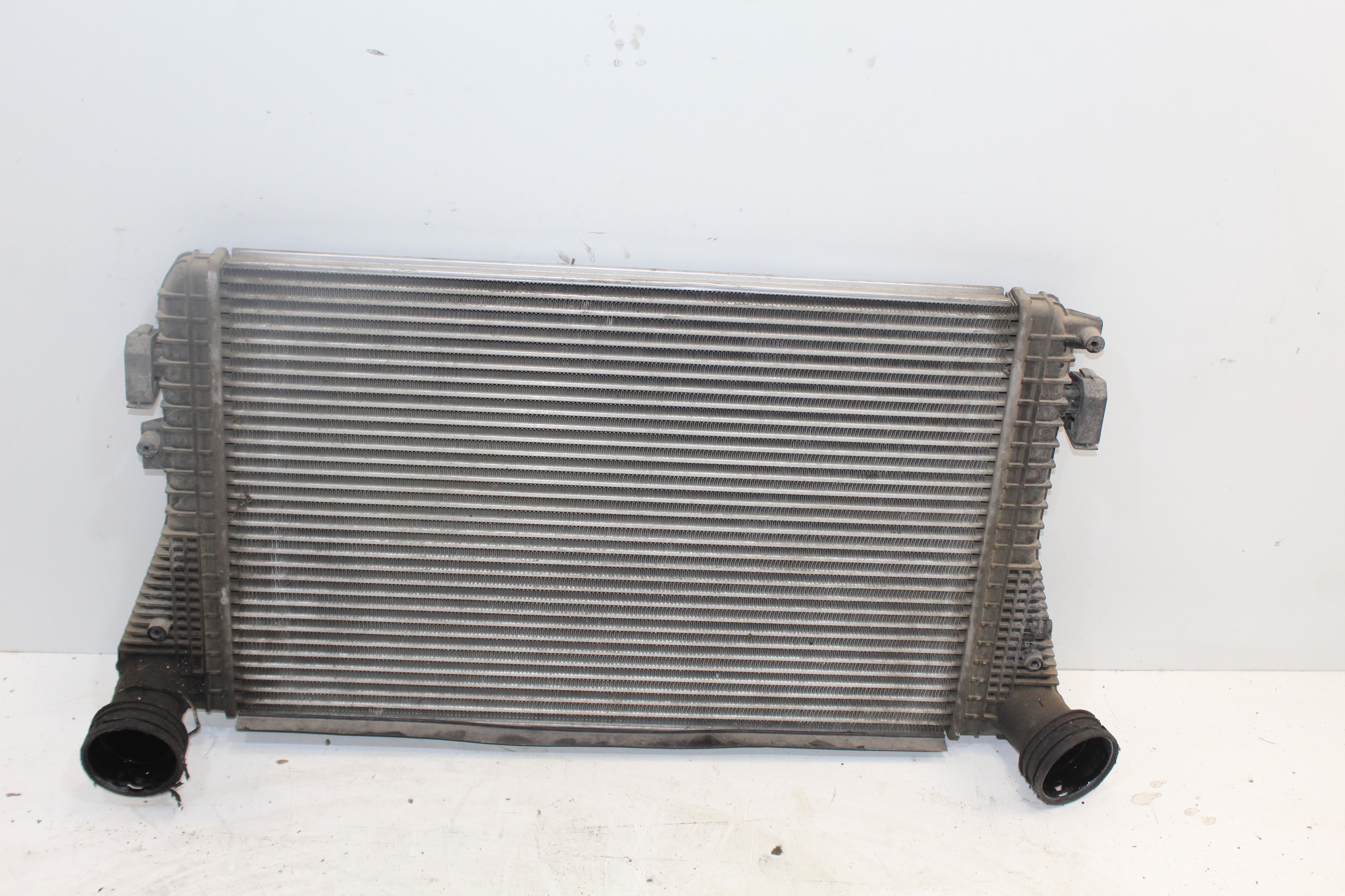 VOLKSWAGEN Touran 1 generation (2003-2015) Intercooler Radiator NOREF 23762438