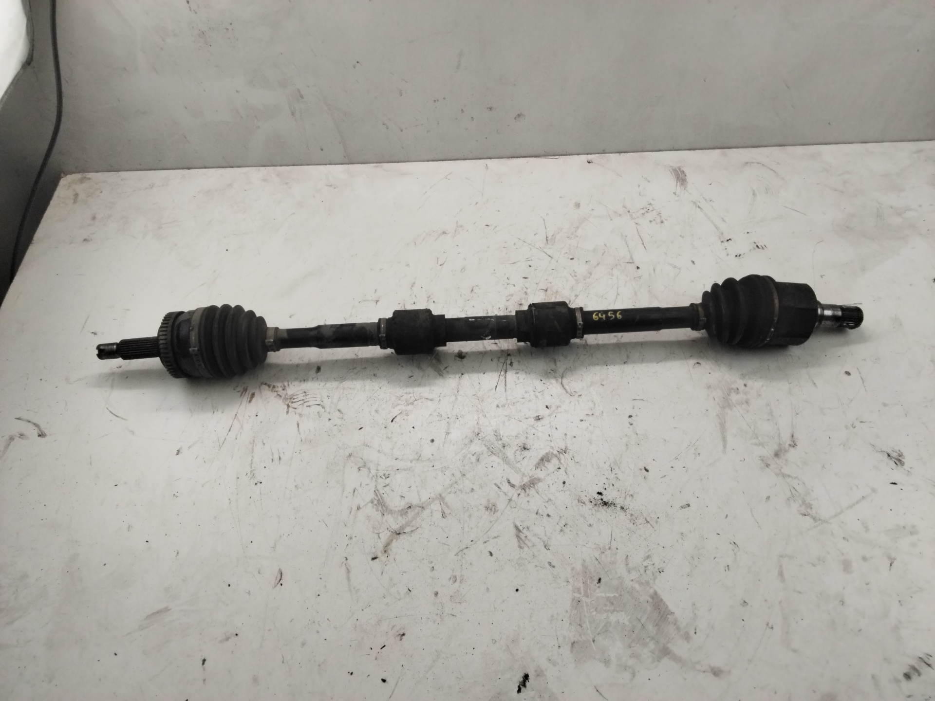 HYUNDAI i40 VF (1 generation) (2011-2020) Front Right Driveshaft NOTIENEREFERENCIA 25191445