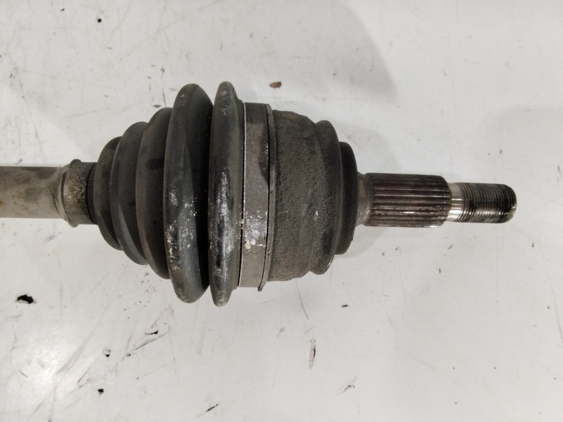 Front transmission rh 9H05 9809527980 de Peugeot 308 2015-2020 con 223394 km