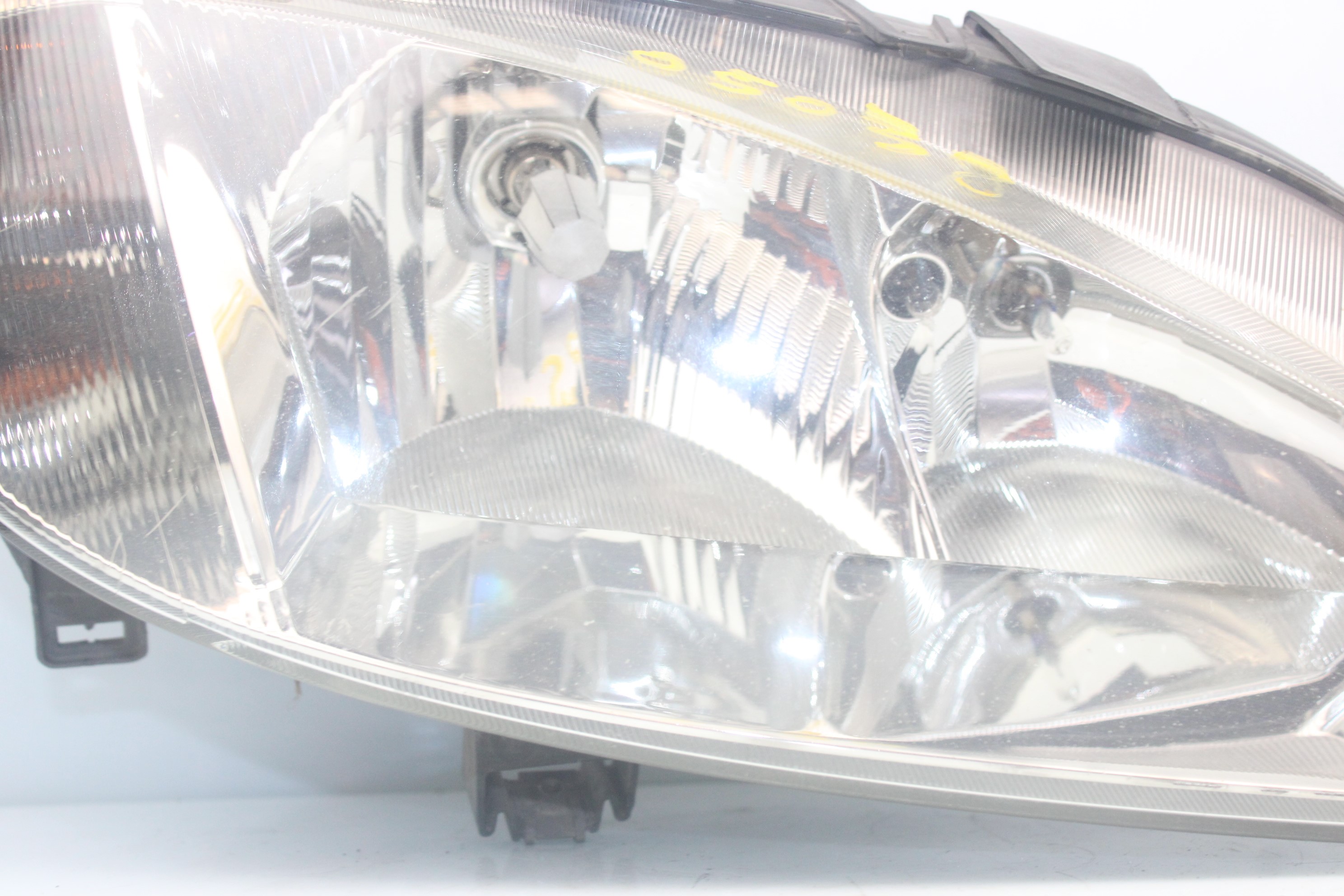 RENAULT Megane 1 generation (1995-2003) Front Right Headlight 7700427870D 24059774