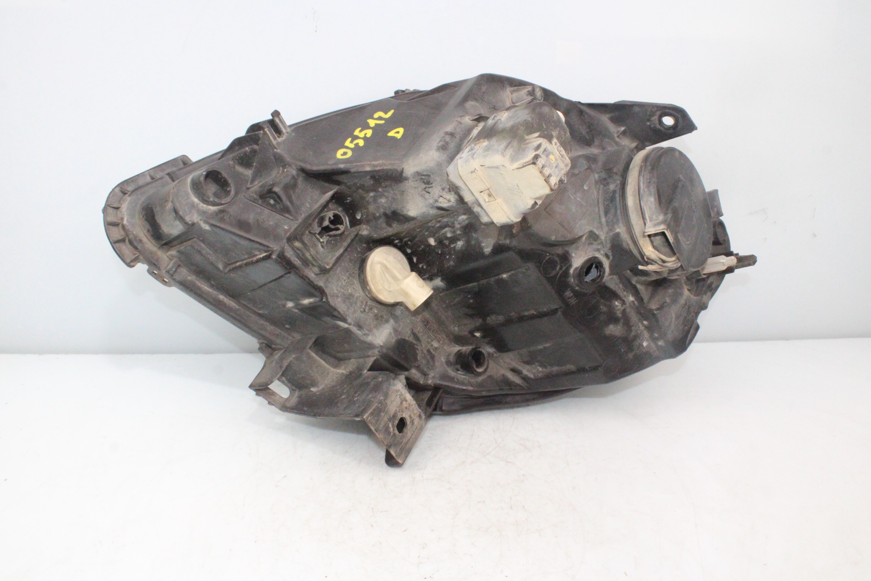 Faro derecho F9Q790,F9Q782,F9Q780 8200444260 de Renault Kangoo (kc0/1_) 2005-0 80 CV - pieza usada