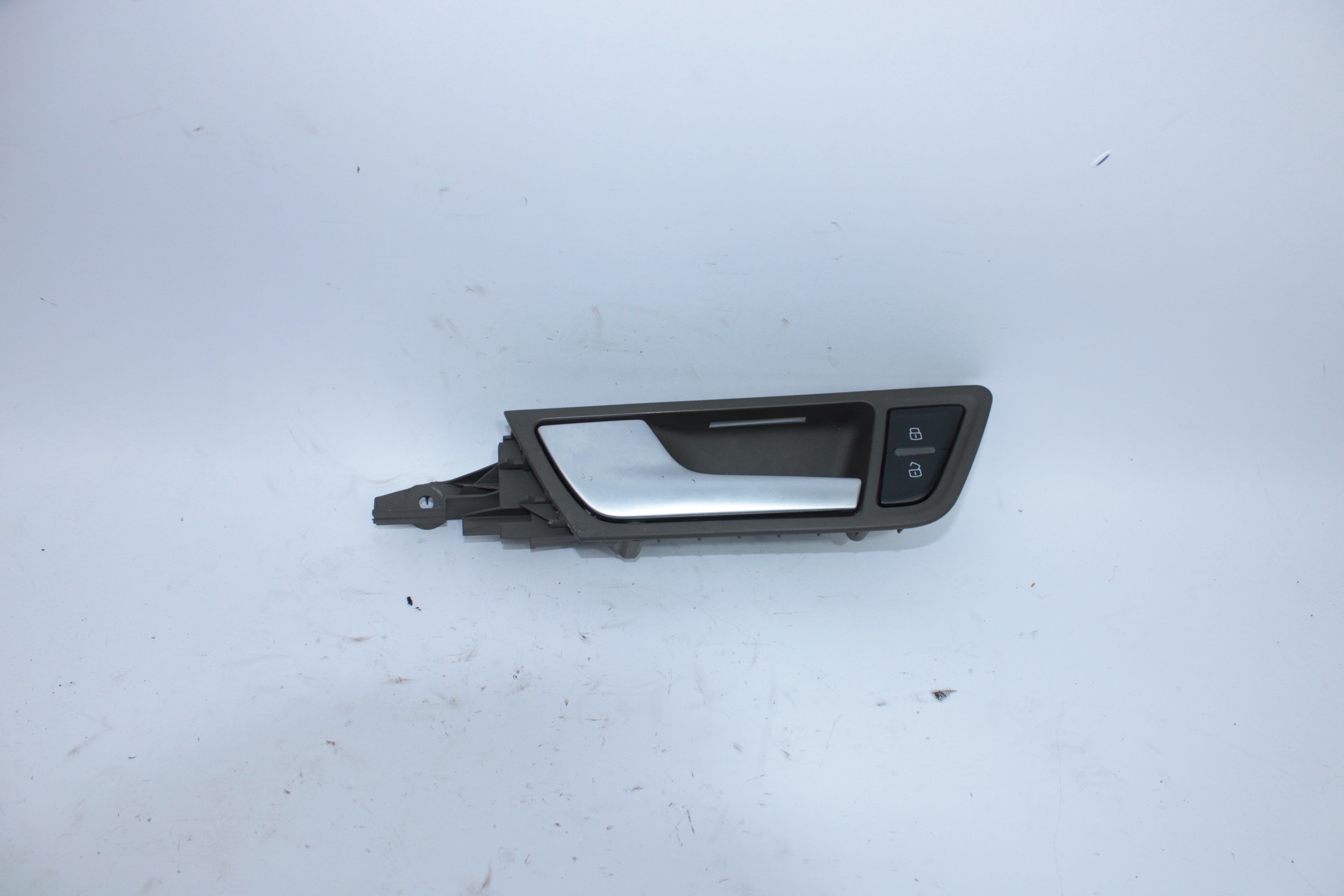 AUDI A6 C6/4F (2004-2011) Front Left Door Interior Handle Frame 8R0837019 19320282