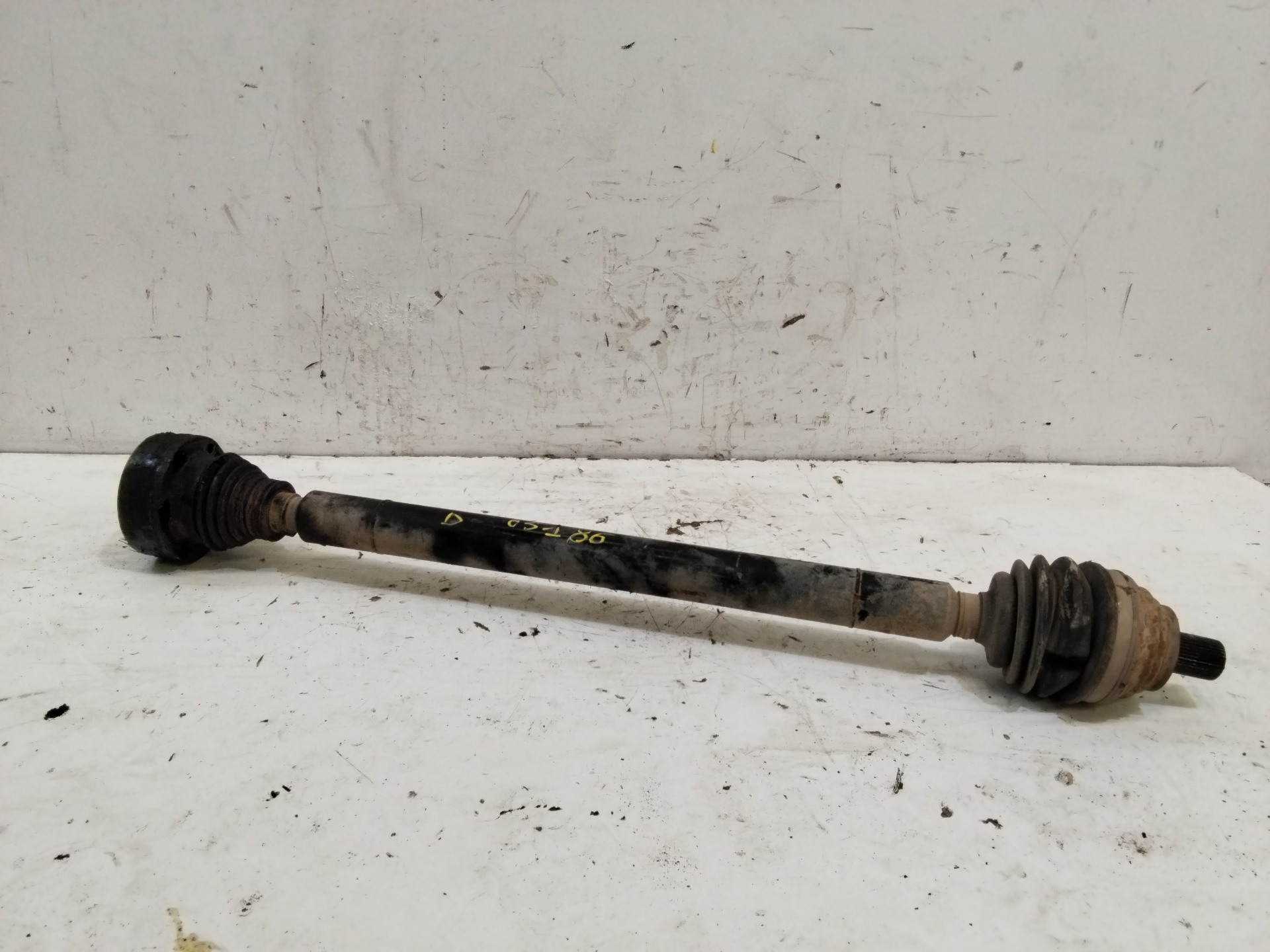 AUDI A3 8P (2003-2013) Front Right Driveshaft NOREF 25265668