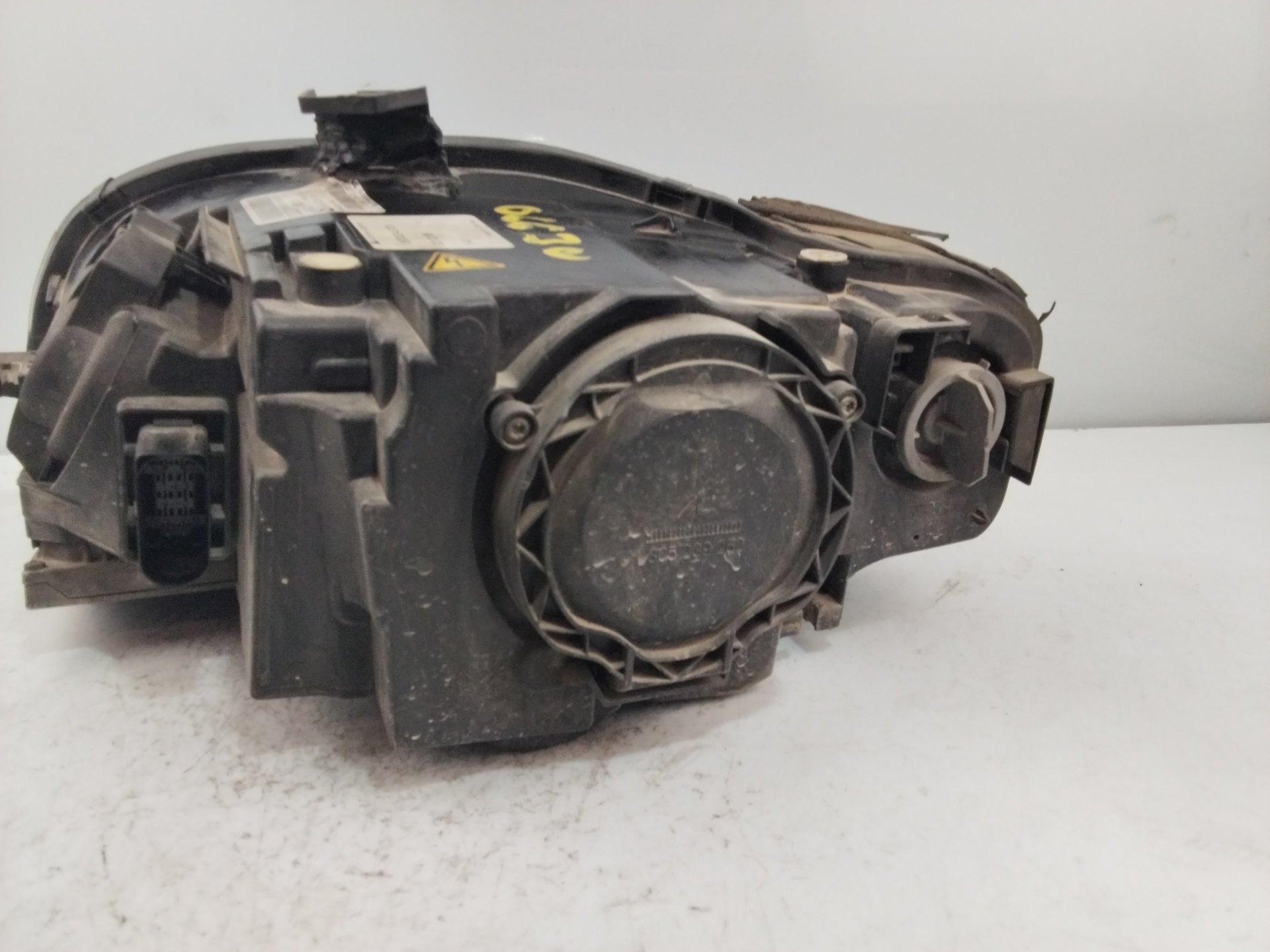 AUDI A4 B7/8E (2004-2008) Phare avant droit 8E0941030AS 25357677