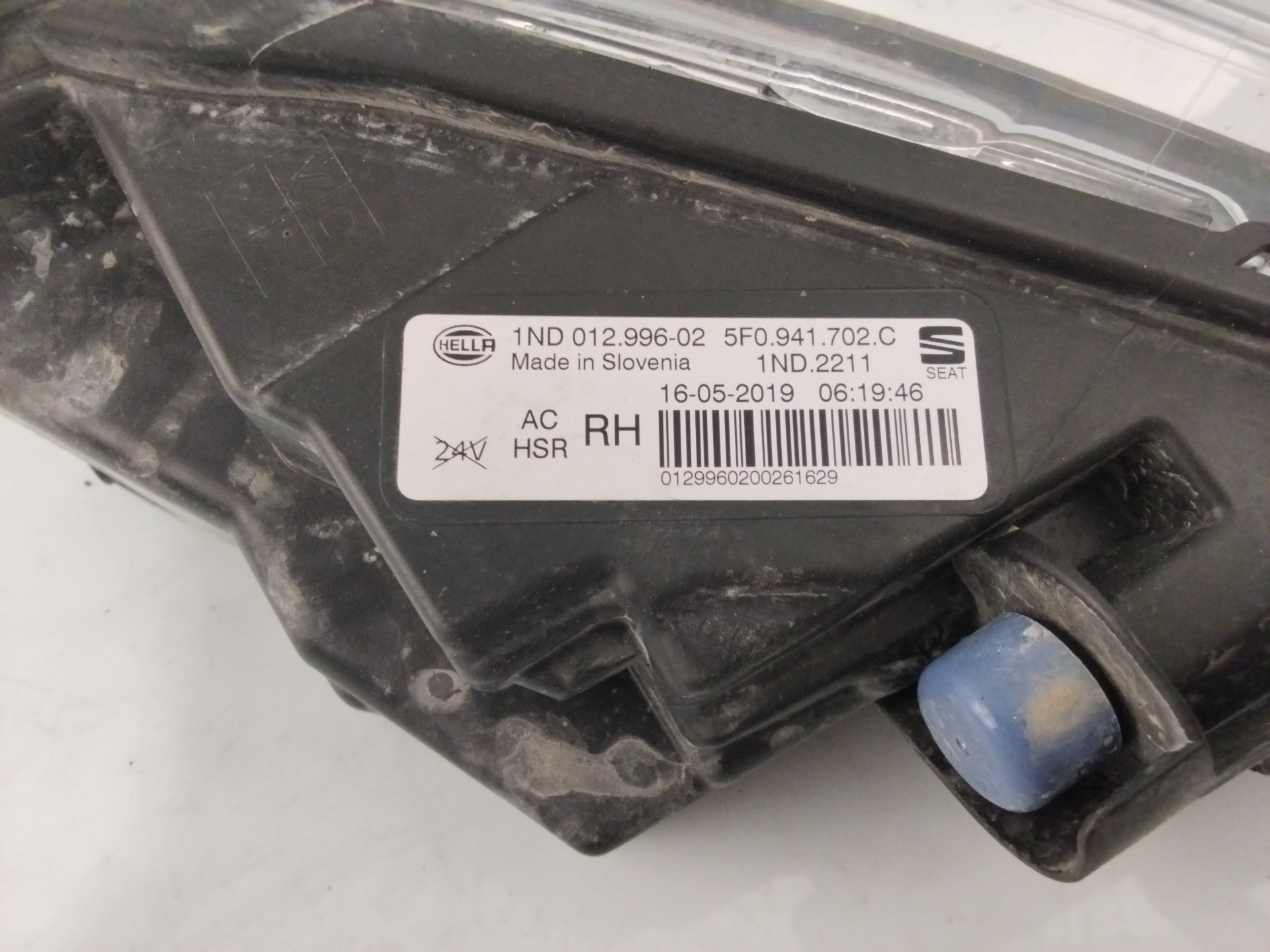 SEAT Leon 3 generation (2012-2020) Противотуманка бампера передняя правая 5F0941702C 25753187