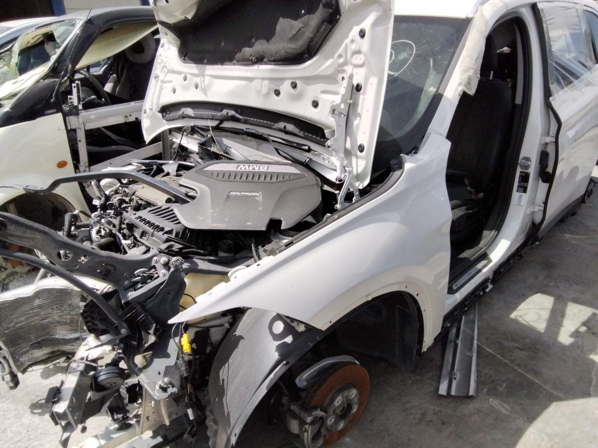 BMW X1 F48/F49 (2015-2023) Амортизатор передний правый 14941510 25188429