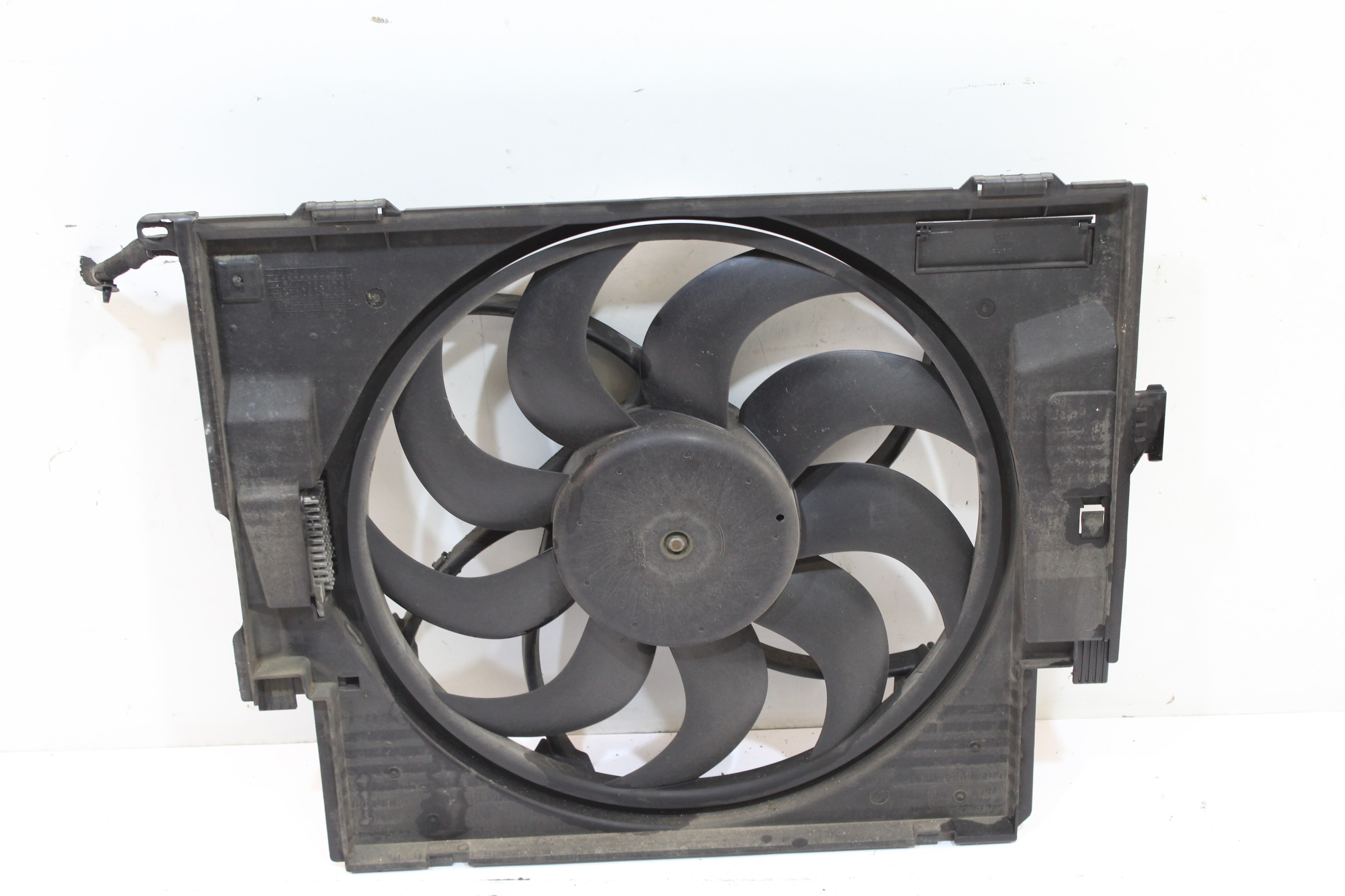 BMW 1 Series F20/F21 (2011-2020) Diffuser Fan 7640508 23785396