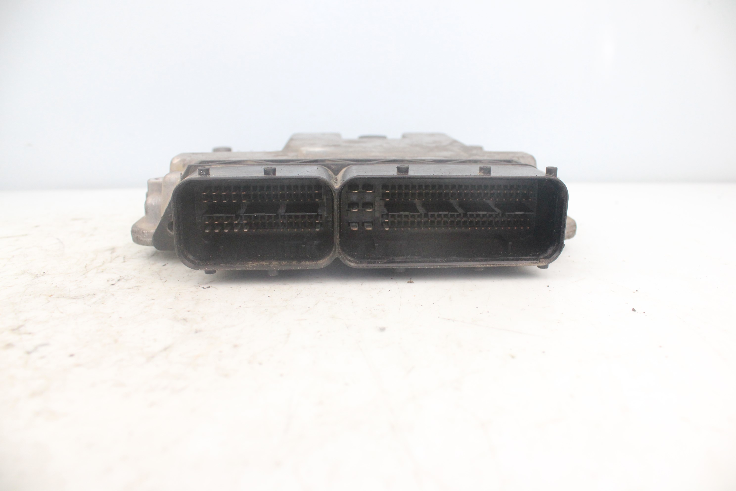 SEAT Ibiza 4 generation (2008-2017) Moottorin ohjausyksikkö ECU 045906013 25186087