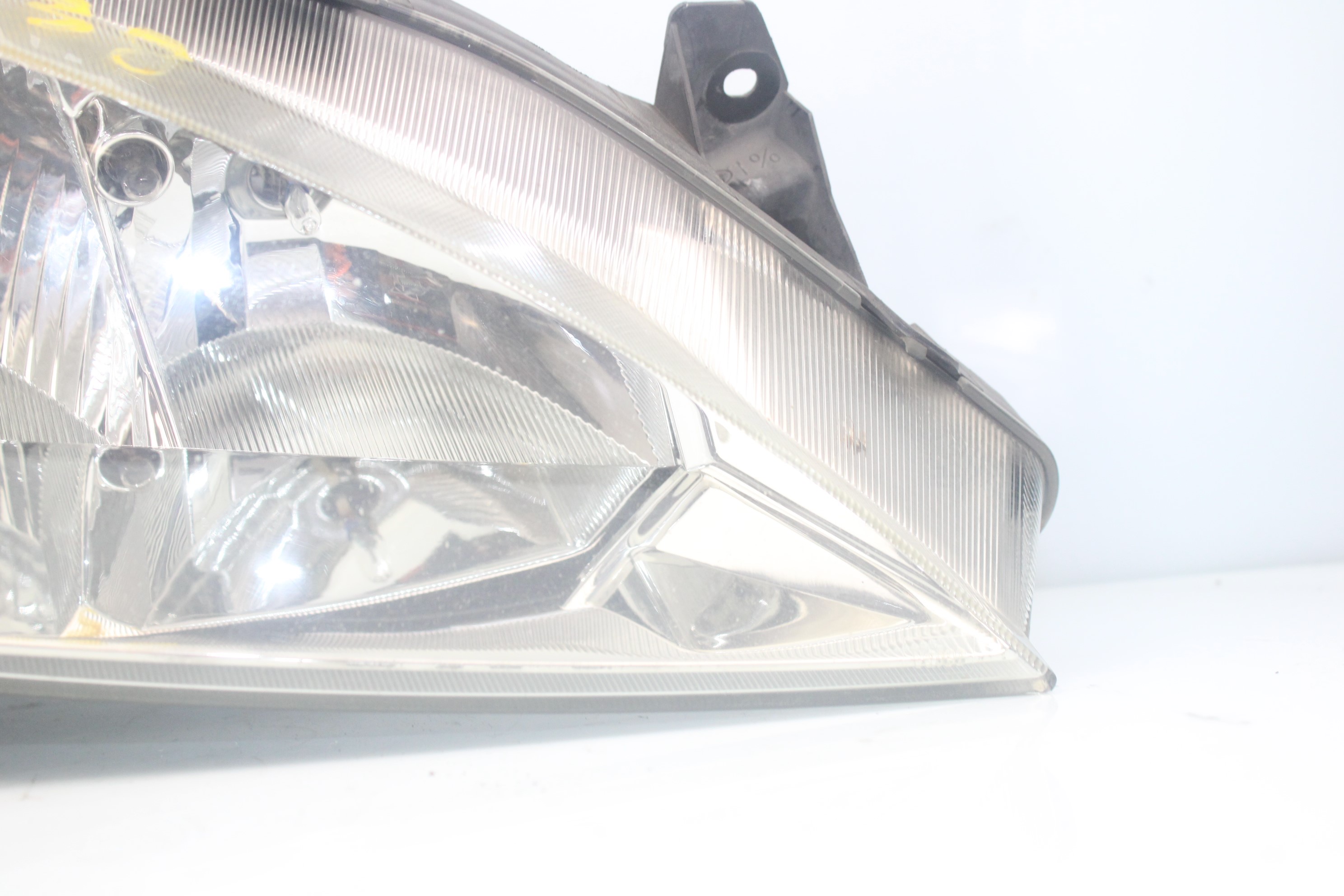 RENAULT Megane 1 generation (1995-2003) Front Right Headlight 7700427870D 24059774