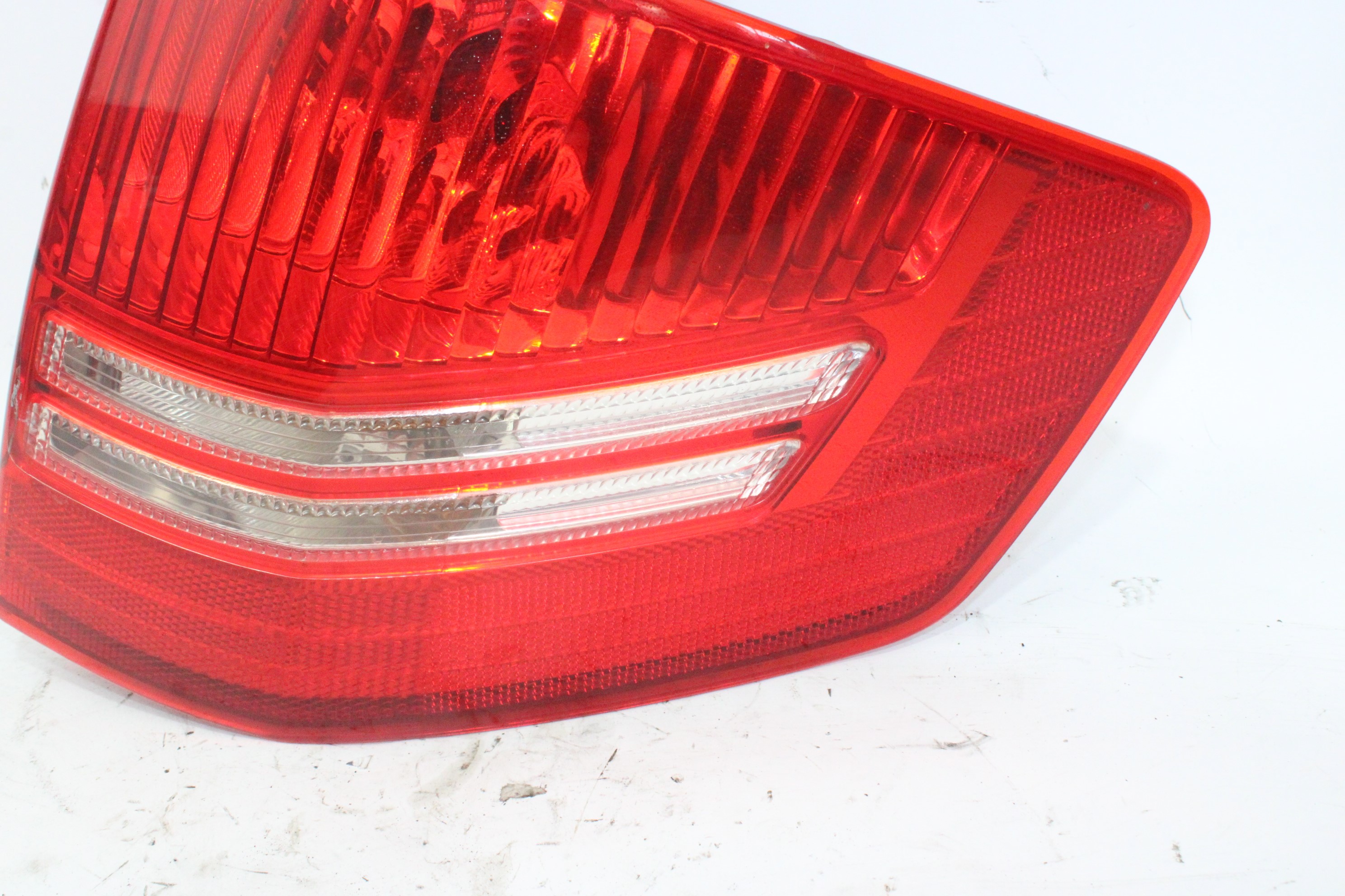 CITROËN C4 1 generation (2004-2011) Rear Right Taillight Lamp 9655863980 23764093