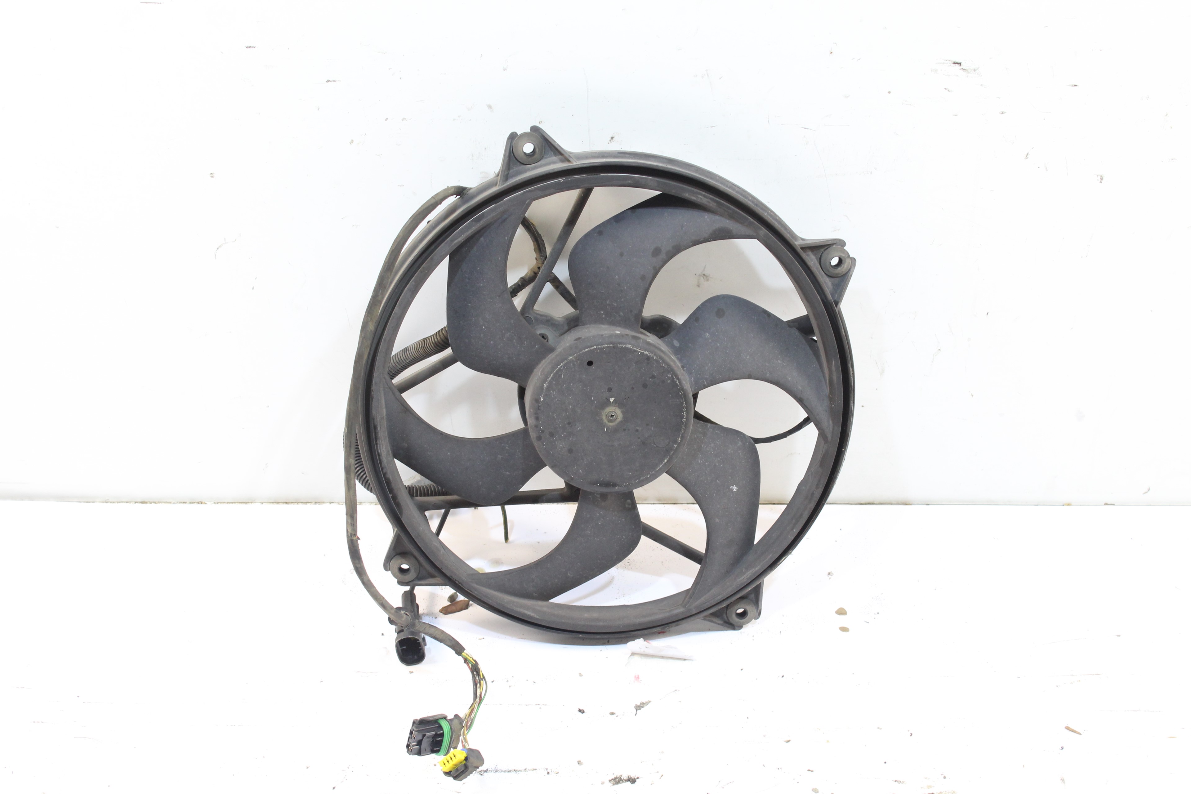 CITROËN Xsara Picasso 1 generation (1999-2010) Difūzoriaus ventiliatorius SINREF 25179960