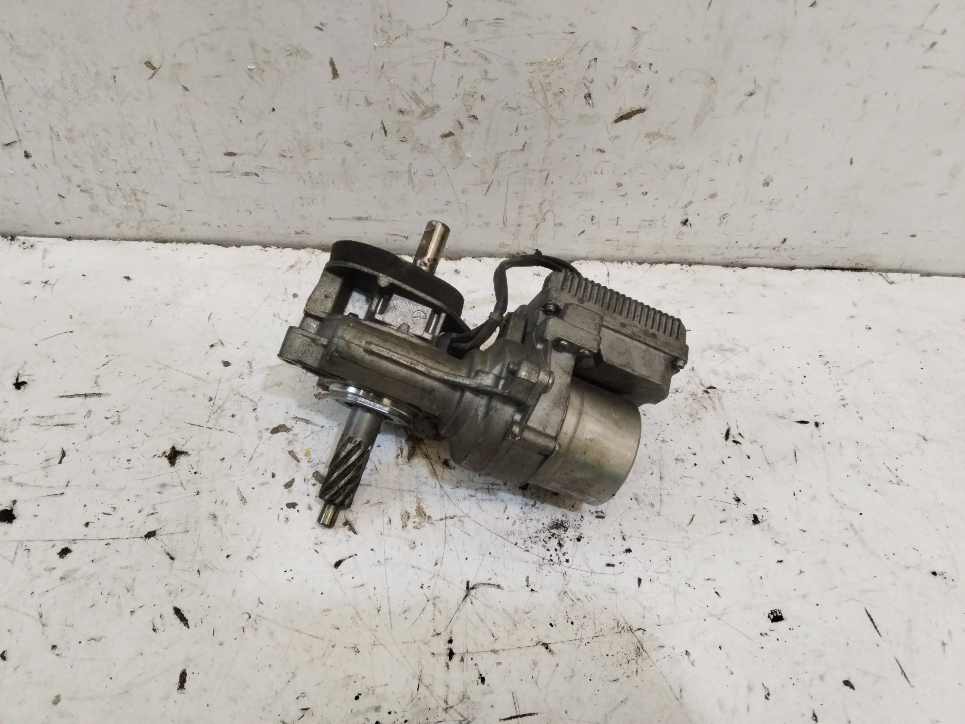 MINI Cooper R56 (2006-2015) Ohjaustehostimen pumppu 6900001549 25267363