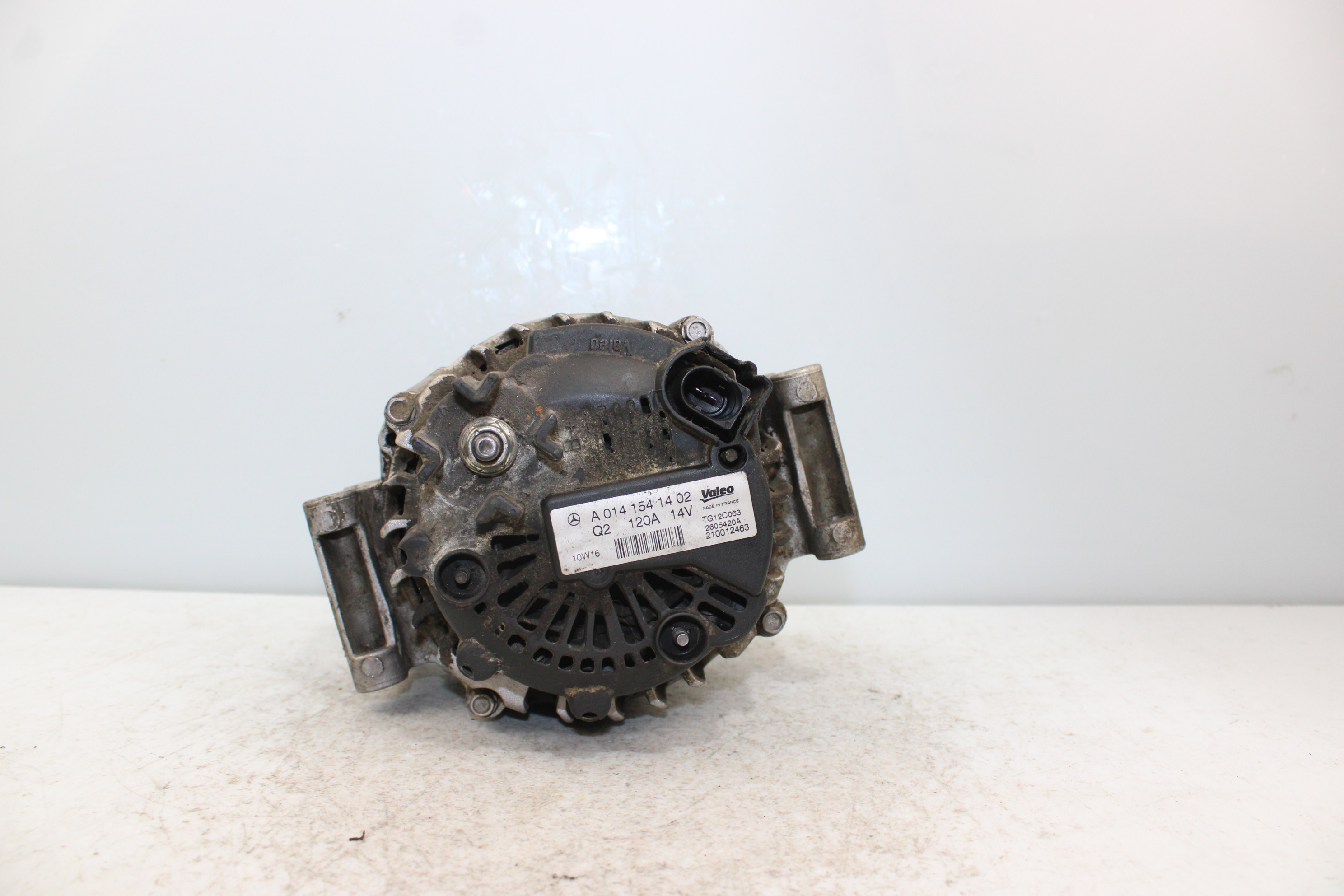 MERCEDES-BENZ E-Class W212/S212/C207/A207 (2009-2016) Generator A0141541402 25267009