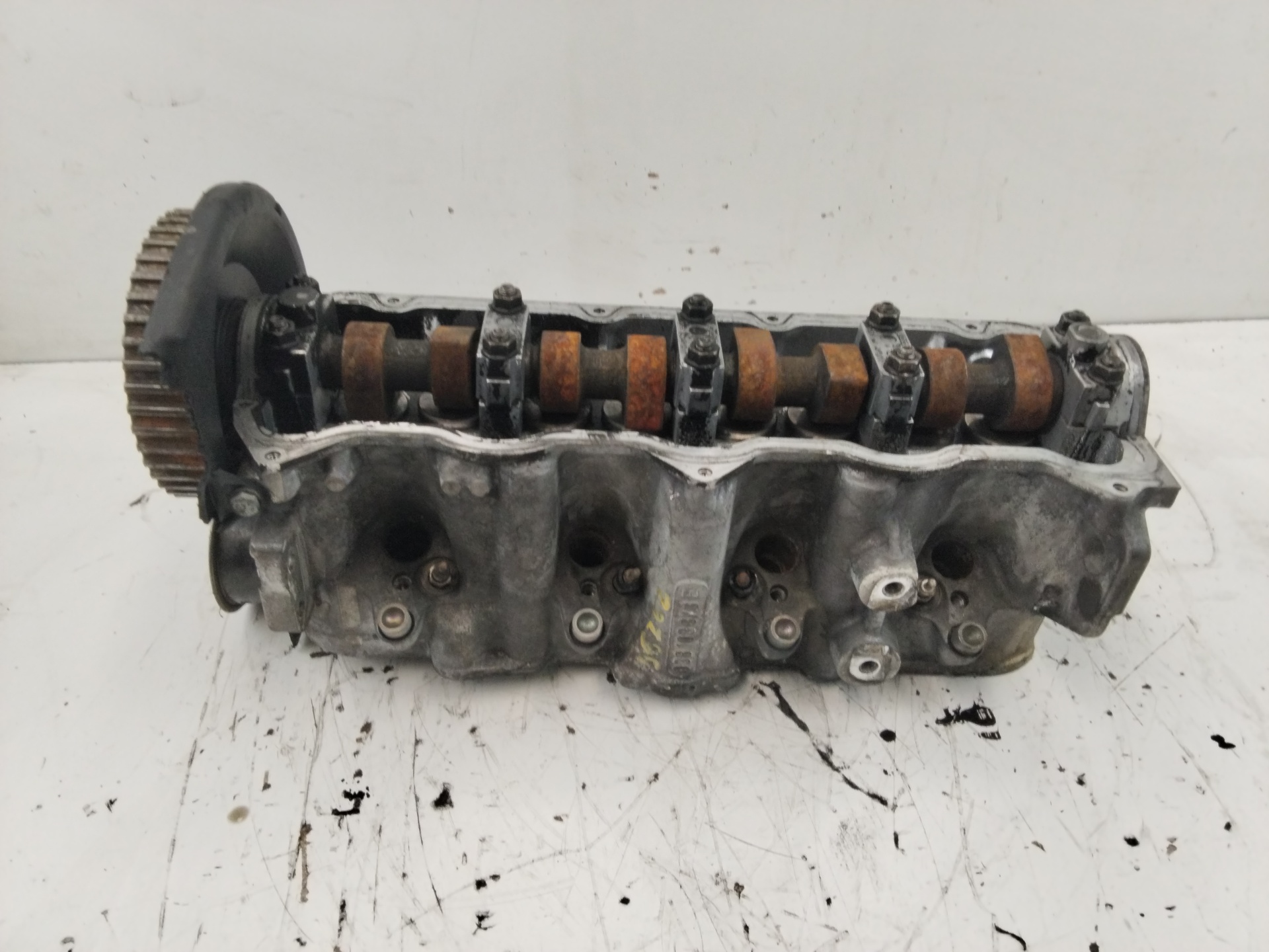 VOLKSWAGEN Golf 4 generation (1997-2006) Engine Cylinder Head 038103373 25187669