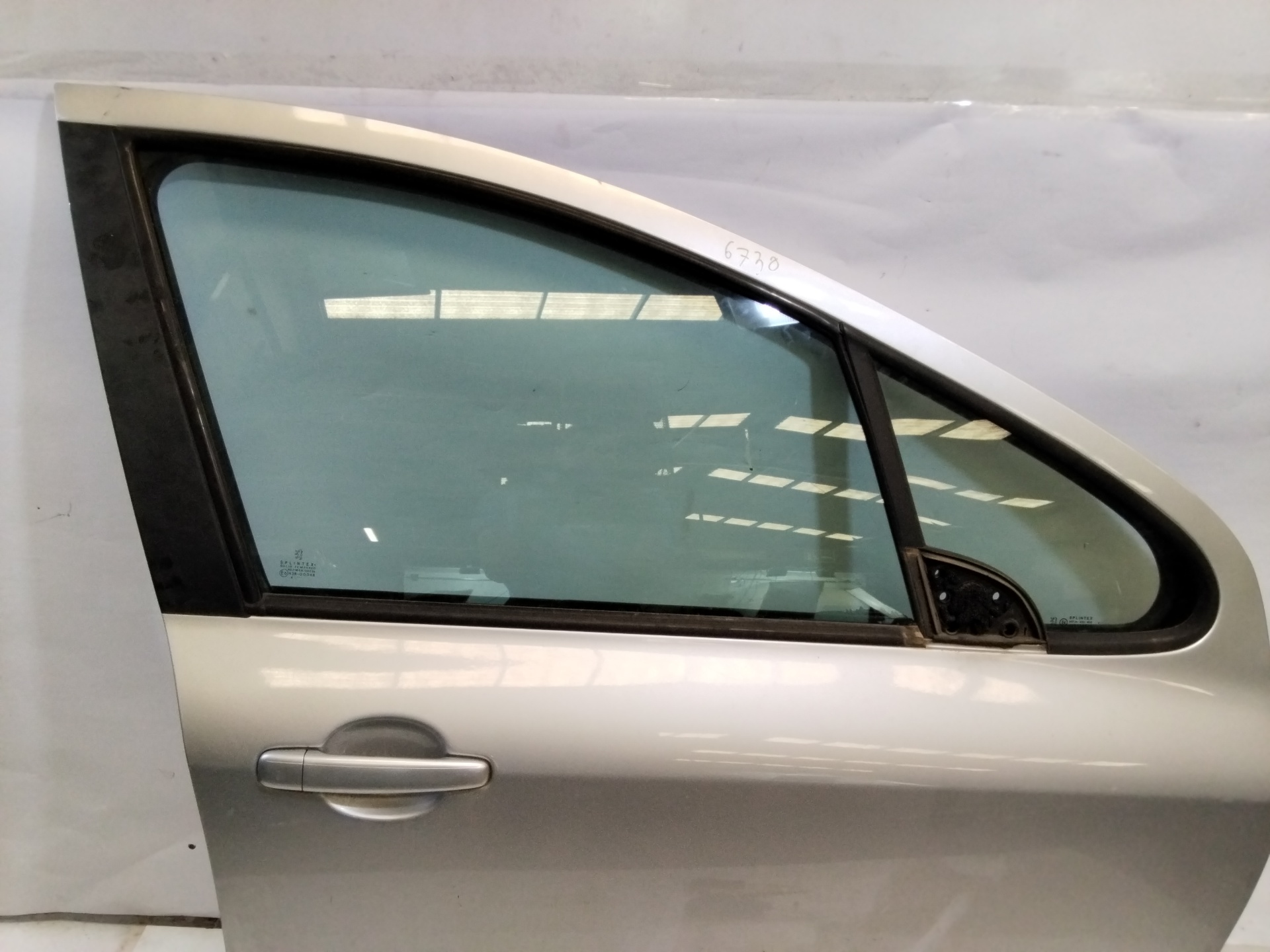 PEUGEOT 307 1 generation (2001-2008) Front Right Door NOREF 25280193