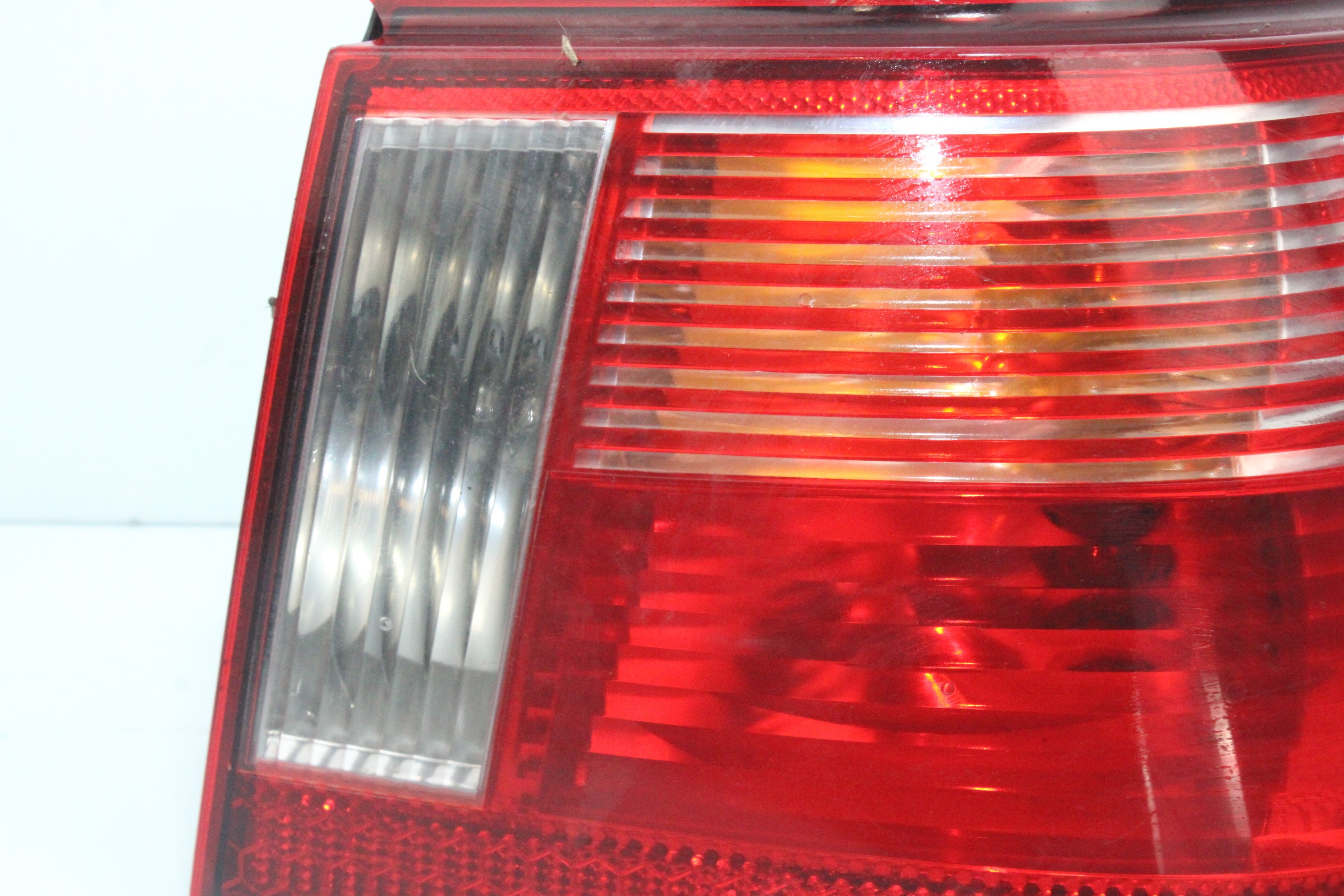 SEAT Ibiza 2 generation (1993-2002) Rear Right Taillight Lamp 6K6945096 23769499